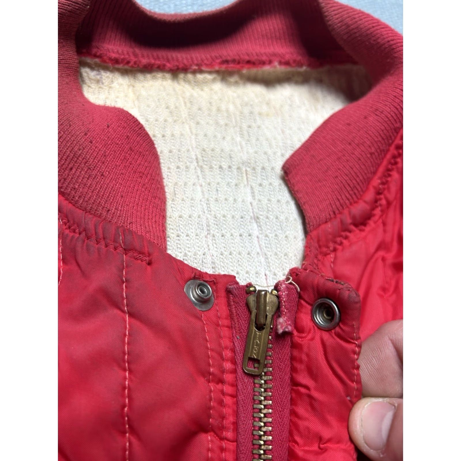 Vintage VINTAGE 60s quilted bomber jacket waffle knit thermal lined zip red men’s large Flight Jacket Mens Regular L Red Quilted Bomber / 60s Vintage Flight Size US L / EU 52-54 / 3 - 6 Thumbnail