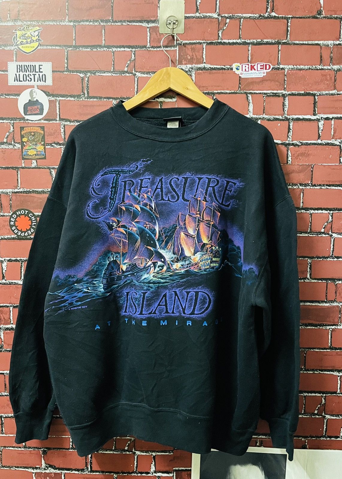 HABITAT XCIV FREASURE ISLAND 90s