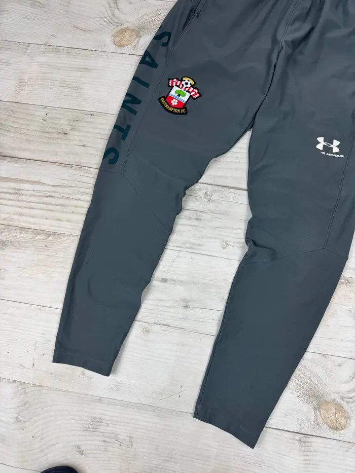 Under Armour Southampton 2020 2021 Tracksuit Training Jersey And Pants Size US M / EU 48-50 / 2 - 4 Thumbnail