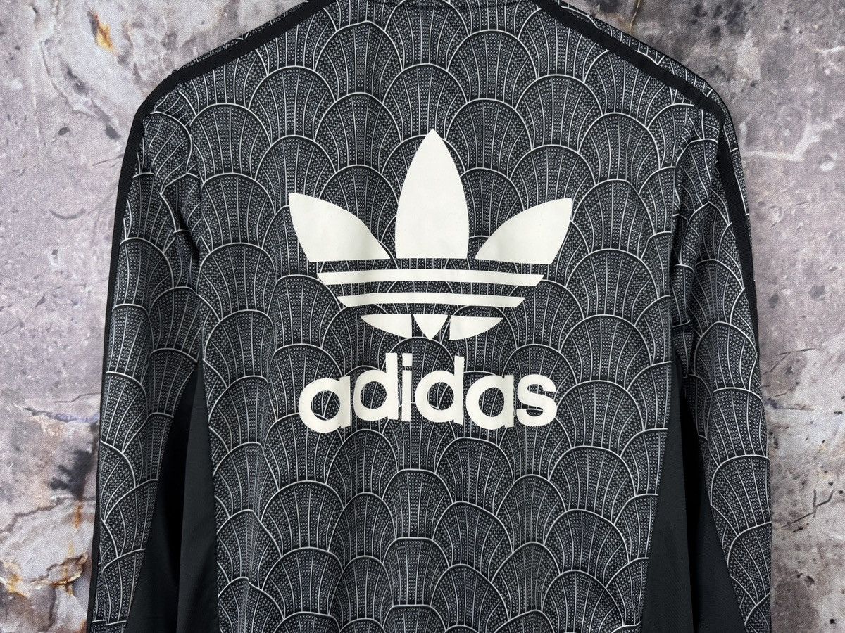 Adidas Adidas Originals Track Jacket Geometric Trefoil Logo Size M / US 6-8 / IT 42-44 - 15 Thumbnail