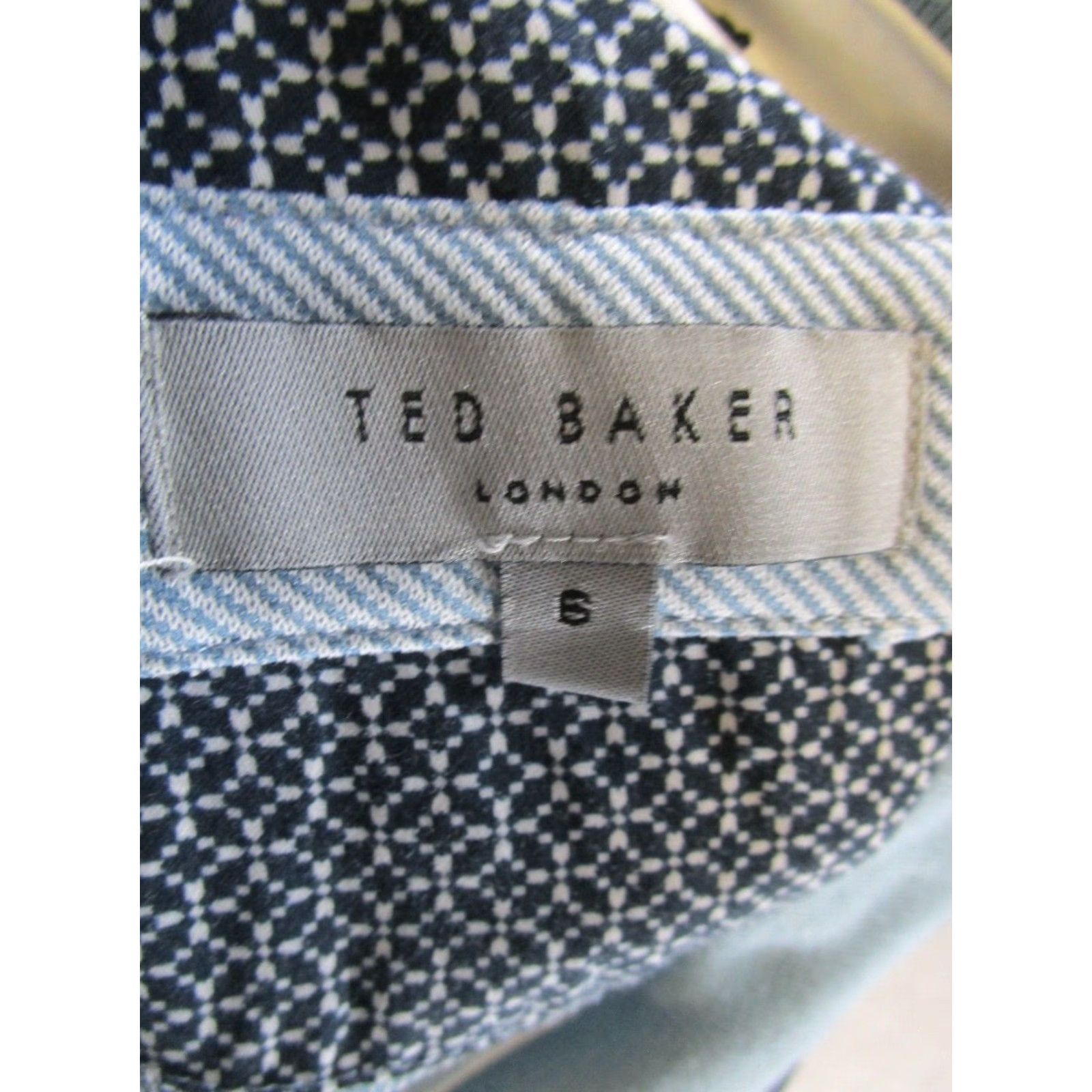 Ted Baker VINTAGE Ted Baker Polo Shirt Men 2XL Blue Short Sleeve Collared Button Basic Pattern Solid Mens Polo 2000s Size US XXL / EU 58 / 5 - 3 Thumbnail