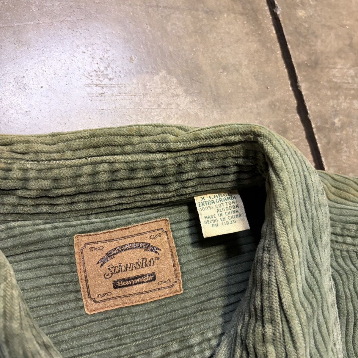 St. Johns Bay Vintage St Johns Bay Corduroy Button Up Shirt Heavyweight Size US XL / EU 56 / 4 - 9 Thumbnail