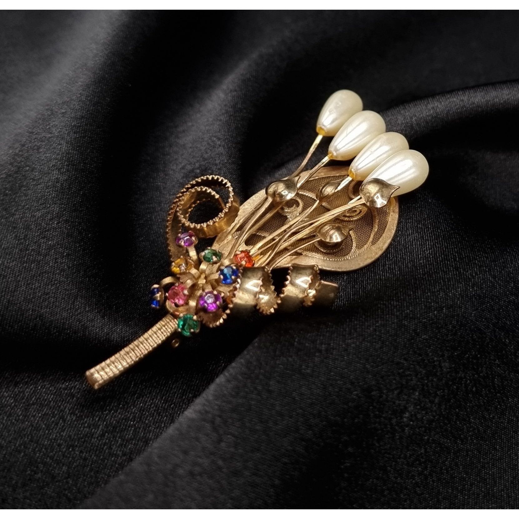 Vintage Vintage 1960s OTC International Gold-Tone Brooch Size ONE SIZE - 3 Thumbnail