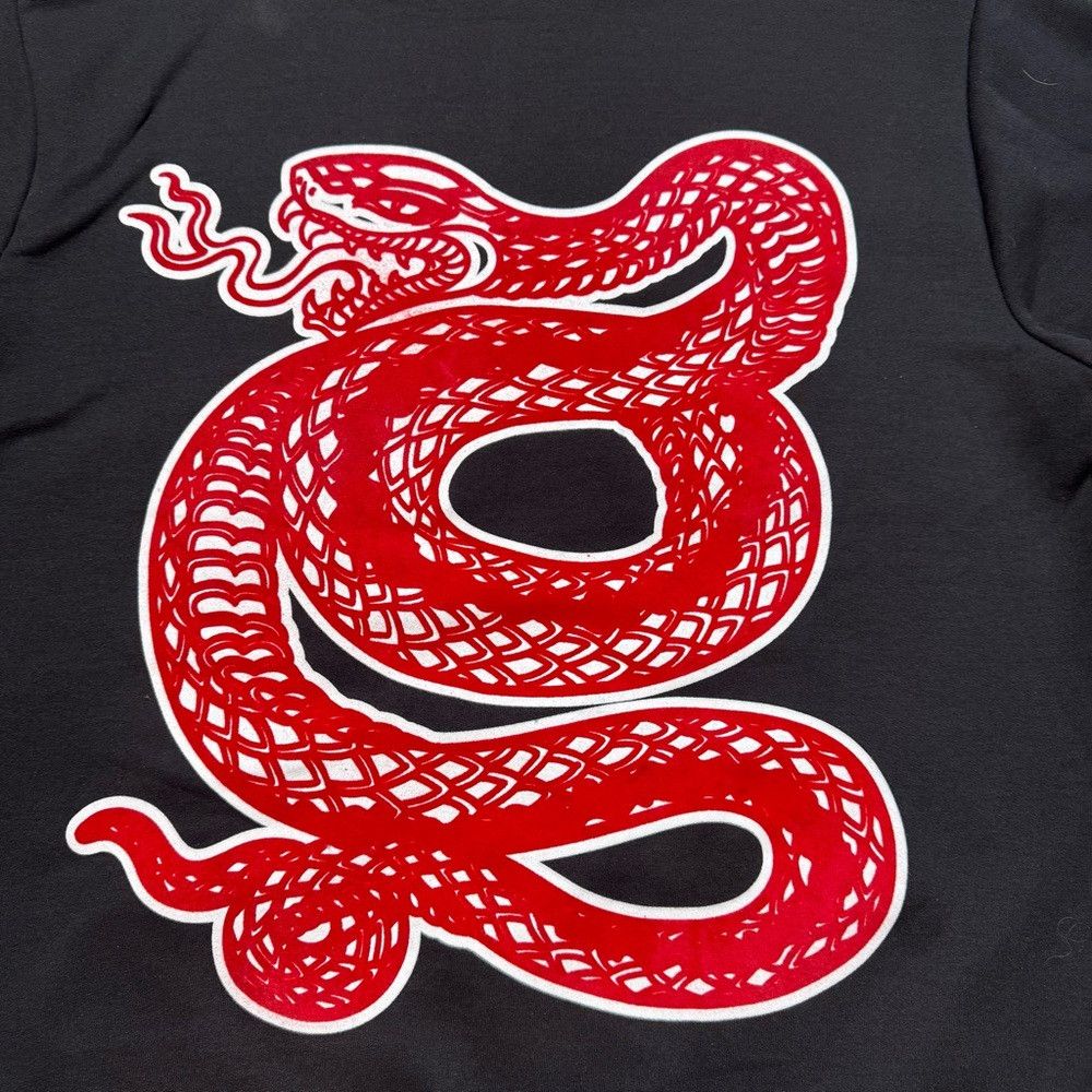 Other NWT New Rebel Vengeance Snake Hoodie Size XL Size US XL / EU 56 / 4 - 5 Thumbnail