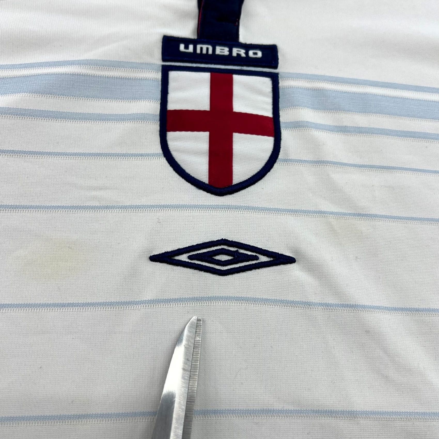Umbro Umbro England 2003 2005 Home Football Jersey Mens Large Reversible Long Sleeves T-Shirt White Size US L / EU 52-54 / 3 - 6 Thumbnail