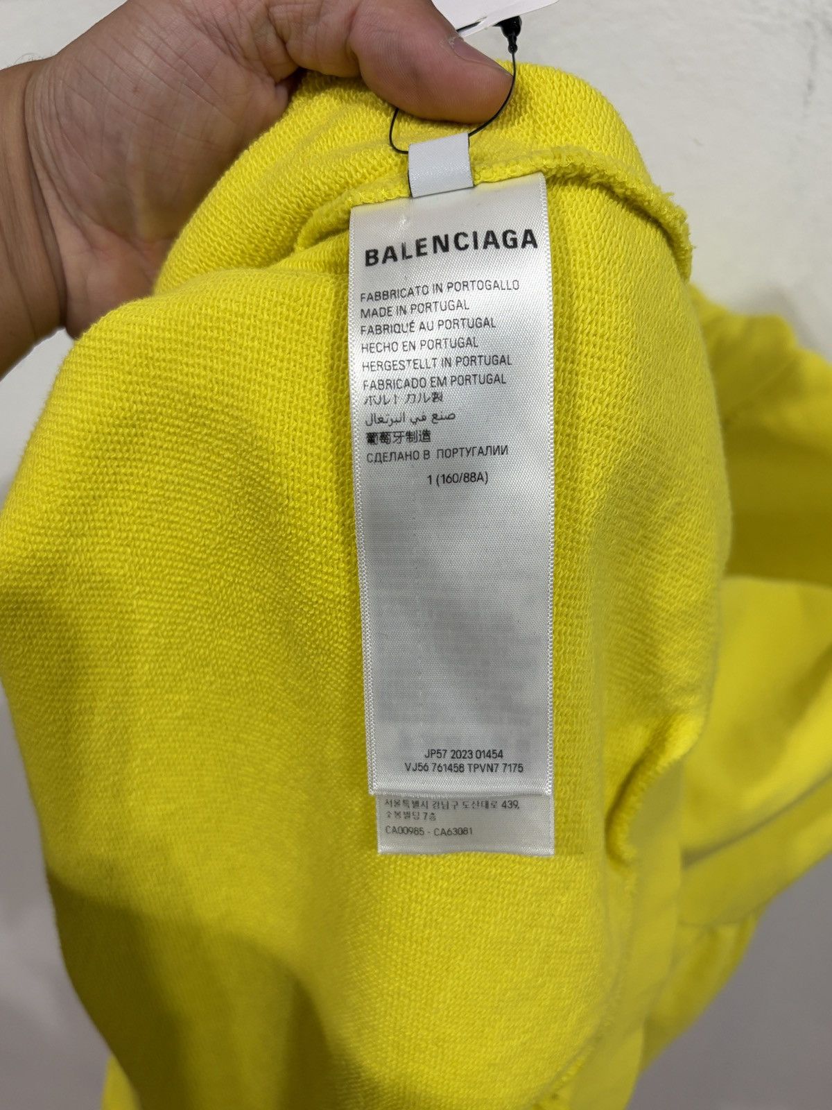 Balenciaga Balenciaga Dark Wave Yellow Hoodie Size US L / EU 52-54 / 3 - 6 Thumbnail
