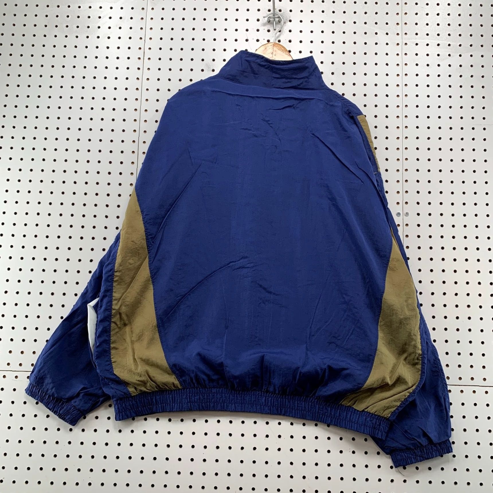 Puma VINTAGE Puma Windbreaker Track Jacket Mens XL Oversized Blue Gold Nylon Size US XL / EU 56 / 4 - 2 Thumbnail