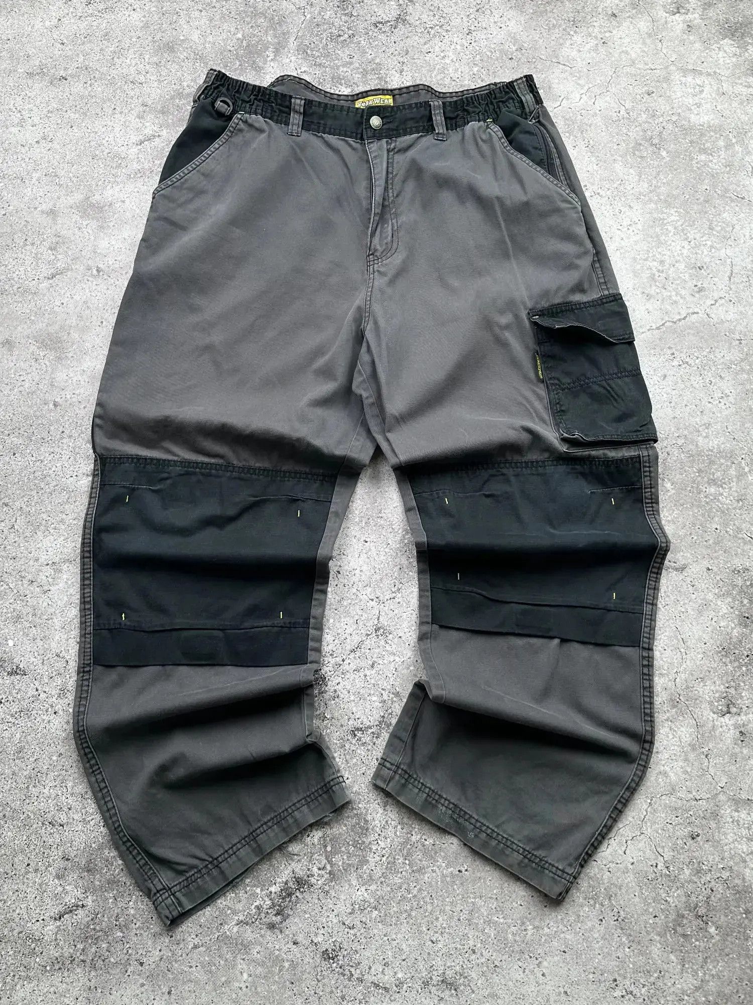 Japanese Brand Vintage Cargo Work Pants C602(V648) Size US 40 / EU 56 - 1 Thumbnail