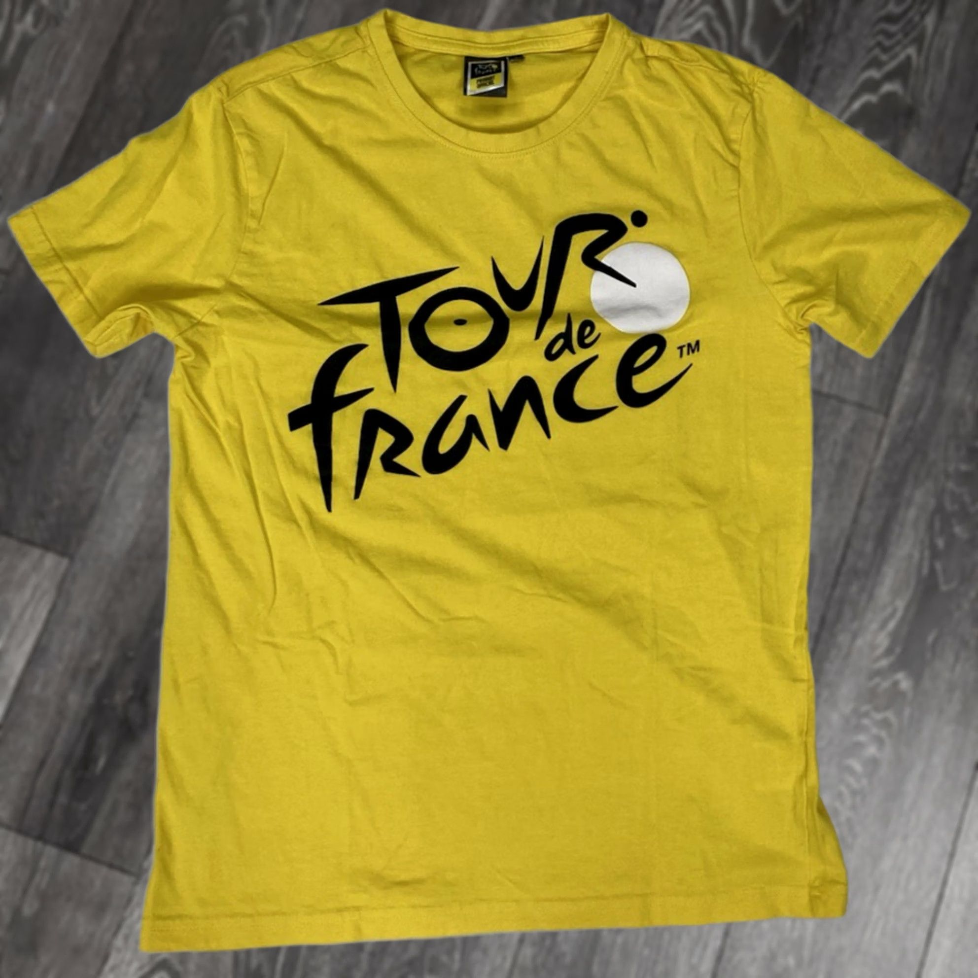 Vintage VINTAGE Le Tour de France T-shirt Women Small Yellow Short Sleeve Size S / US 4 / IT 40 - 1 Thumbnail
