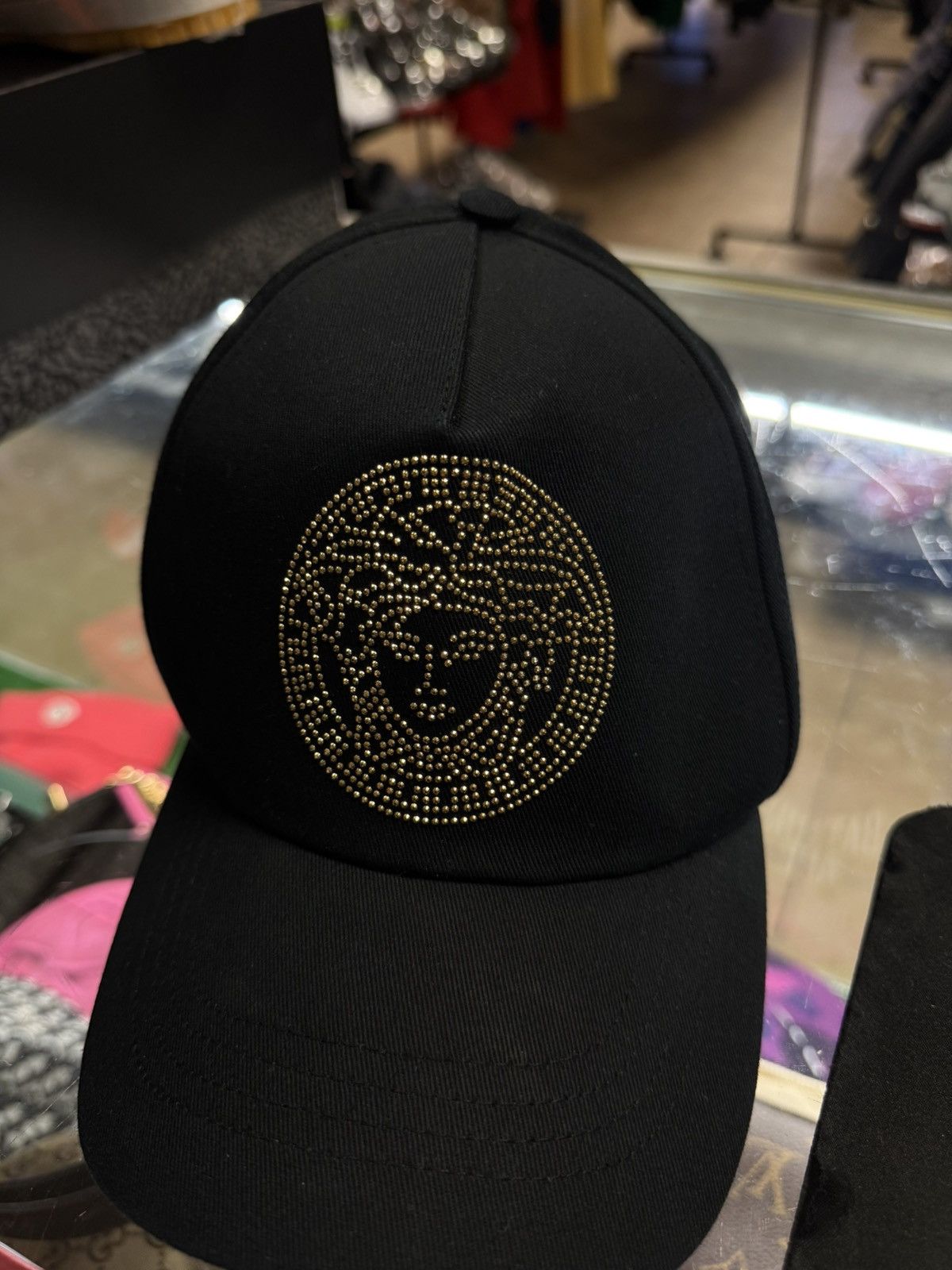Versace Versace Hat Strap Ajustable Size 60 Pre Owned $395 Size ONE SIZE - 4 Thumbnail