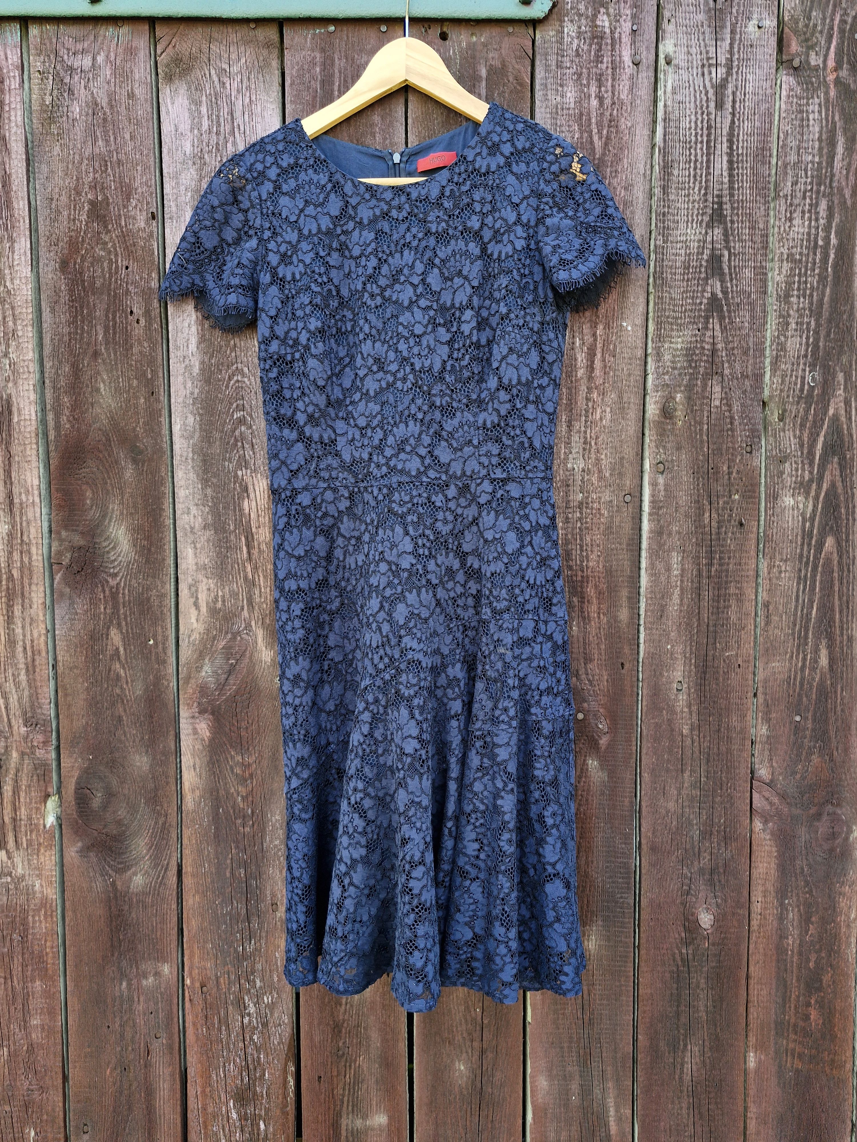 Hugo Boss Hugo Boss floral lace dress Size S / US 4 / IT 40 - 2 Thumbnail