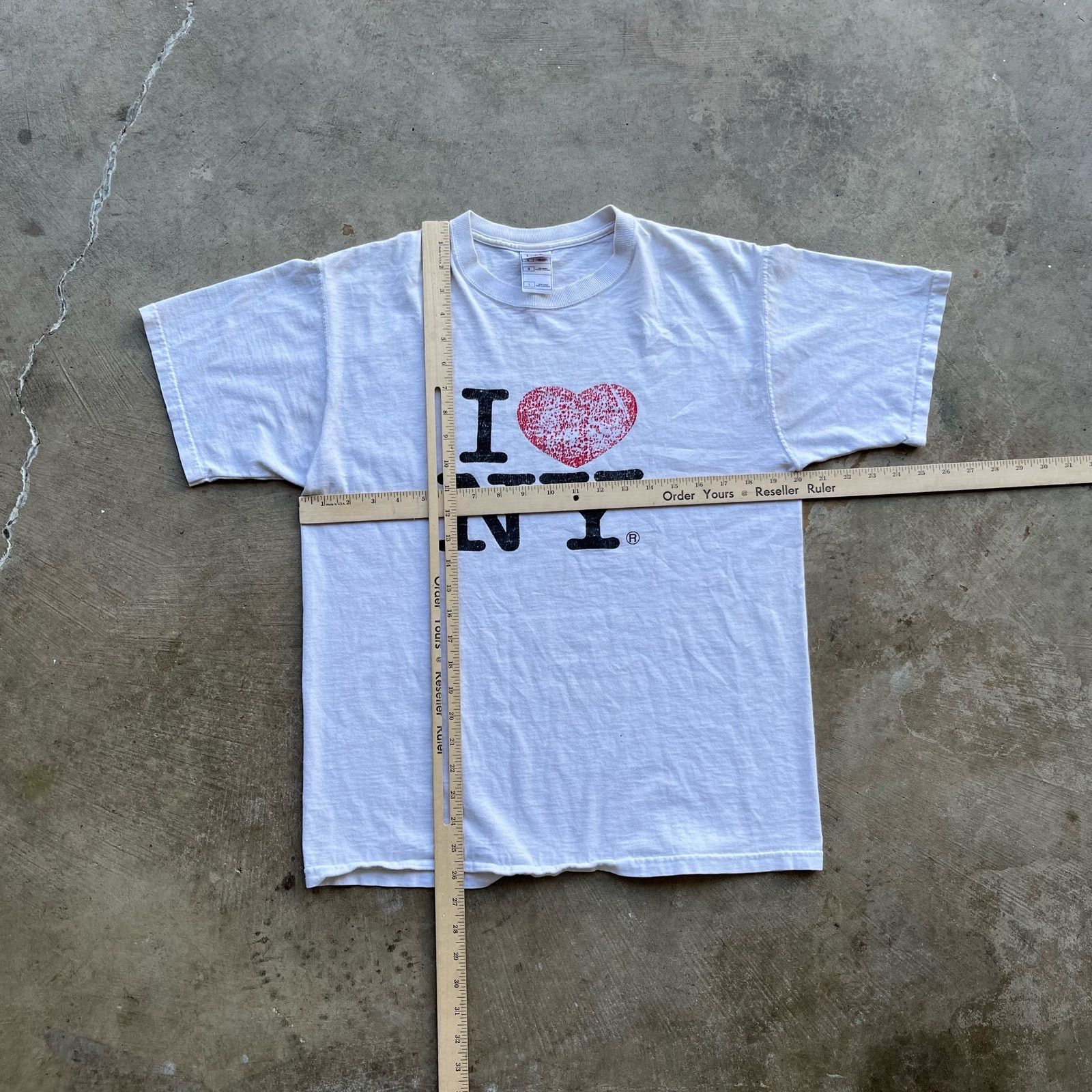Vintage VINTAGE I HEART NEW YORK WHITE TEE SHIRT LARGE FADED Size US L / EU 52-54 / 3 - 4 Thumbnail