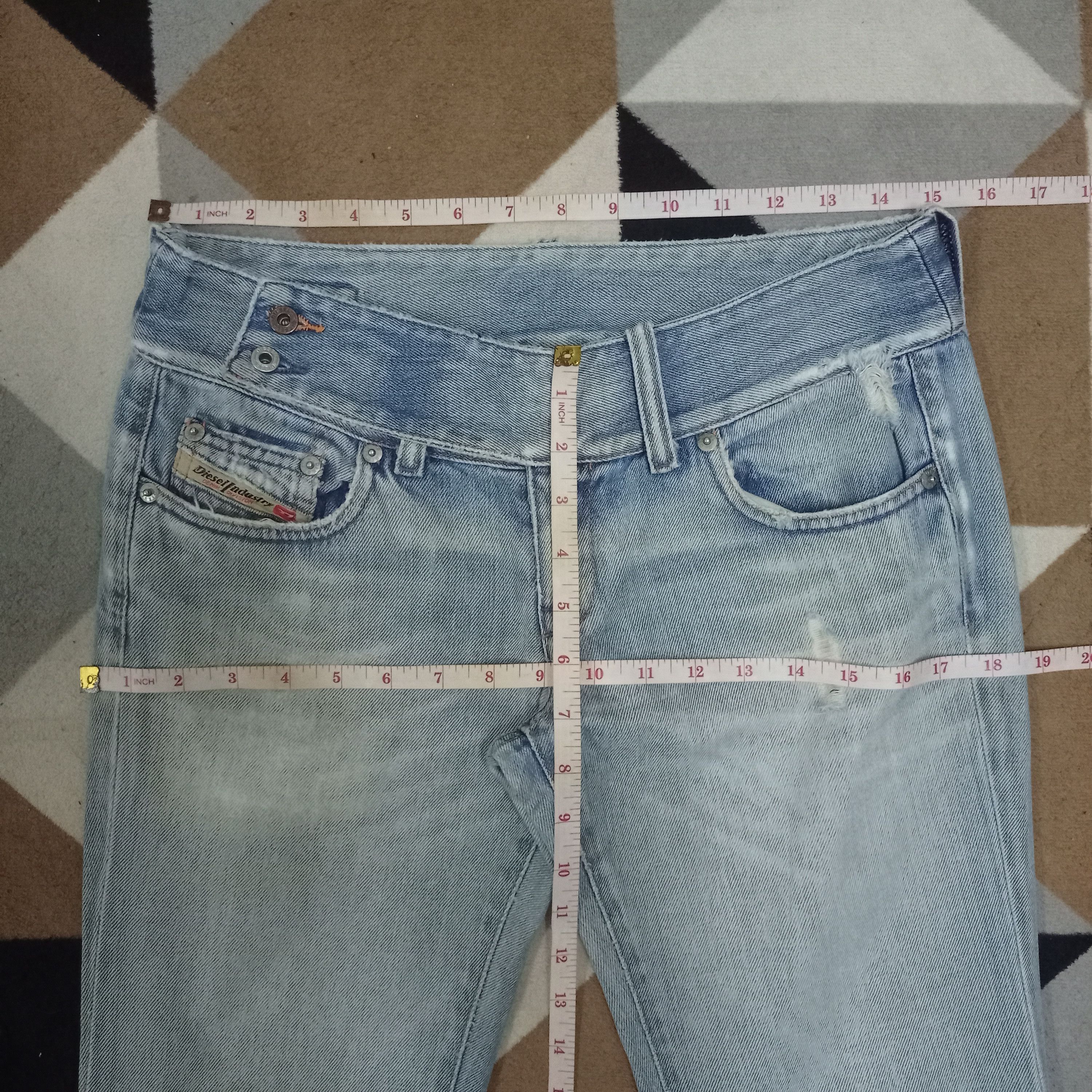 Diesel Vintage Diesel Blue Wash Distressed Flare Jeans Size 30" / US 8 / IT 44 - 8 Thumbnail
