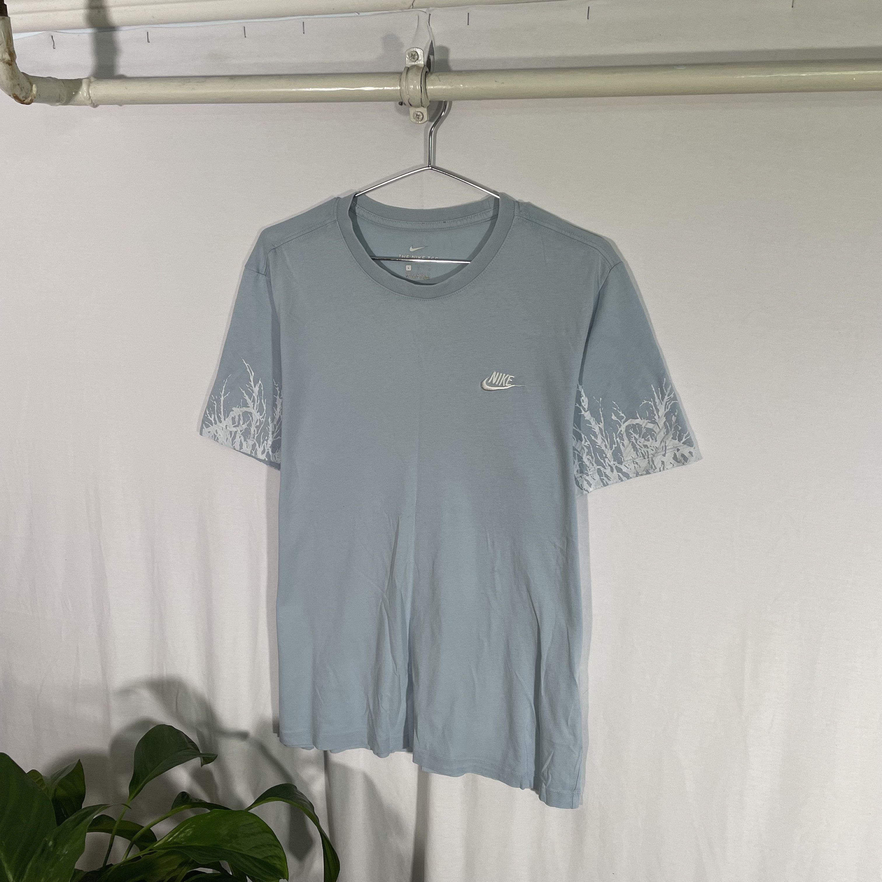 Nike Vintage Nike t shirt grunge y2k streetwear custom alt rare Size US L / EU 52-54 / 3 - 2 Thumbnail