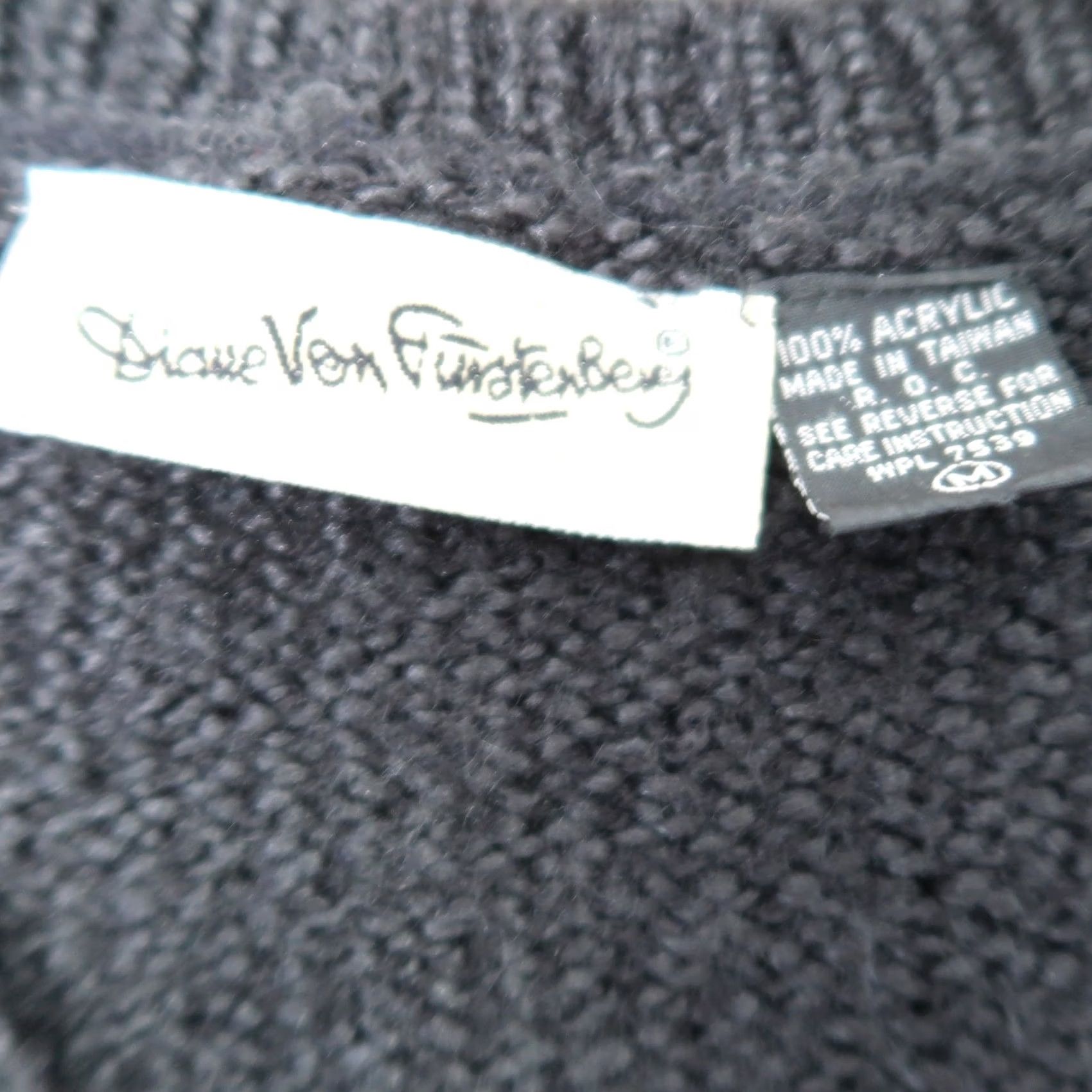 Diane von Furstenberg VINTAGE Diane von Furstenberg Black Pointelle Knit Cardigan Sweater M Womens 90s Casual Size M / US 6-8 / IT 42-44 - 7 Thumbnail