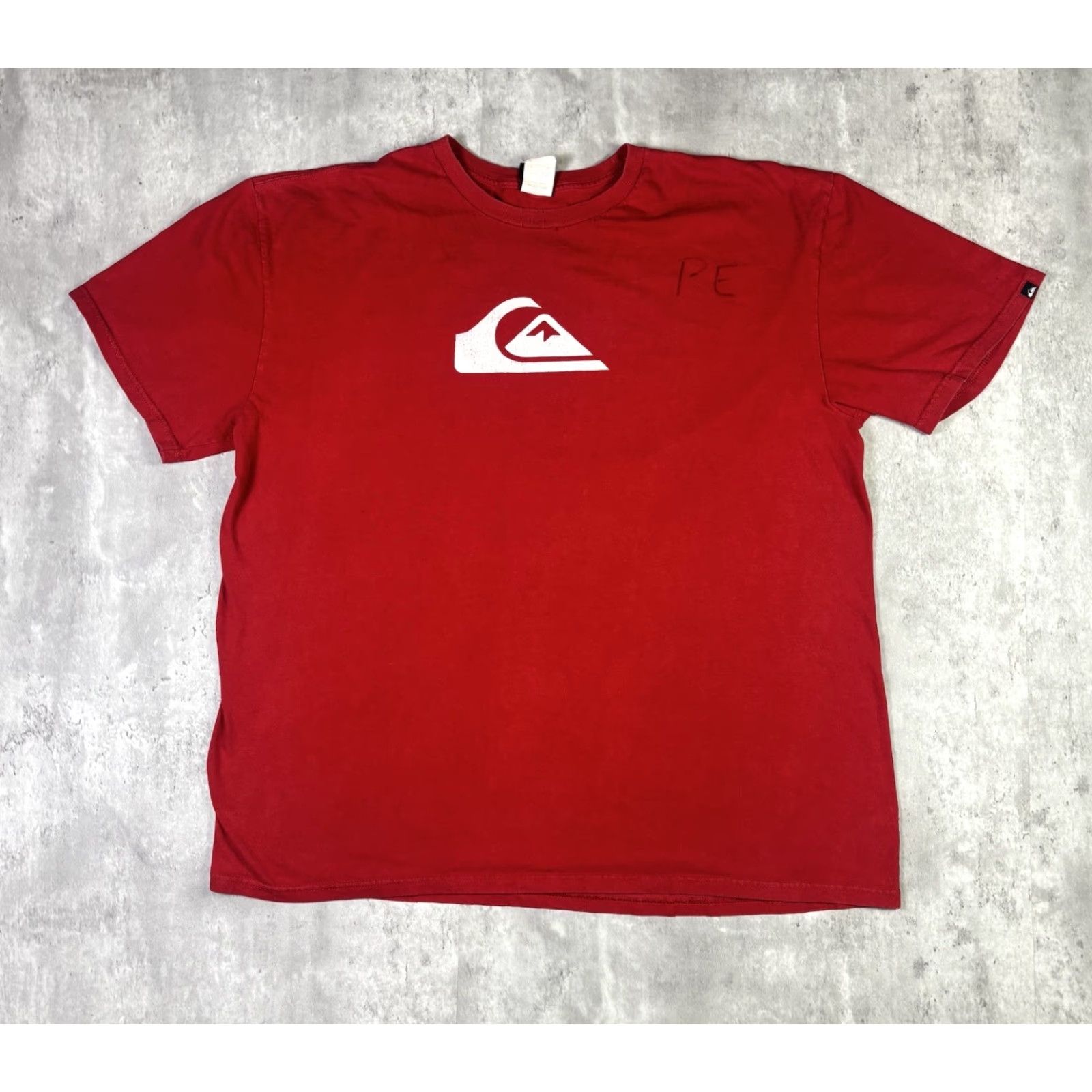 Quiksilver VINTAGE Quiksilver T Shirt Graphic Print Logo 90s Surf Y2K Adult XL Red Cotton Classic Crew Neck Short Sleeve Mens Rainbow 90s Logo Print Graphic Size US XL / EU 56 / 4 - 2 Thumbnail