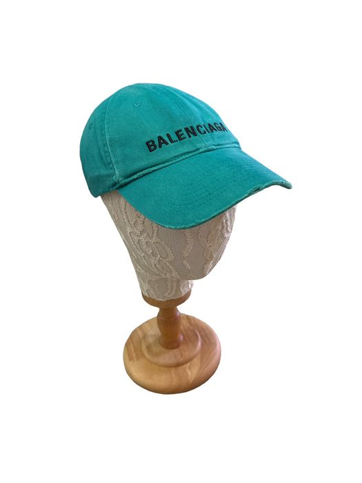 vintage balenciaga hat