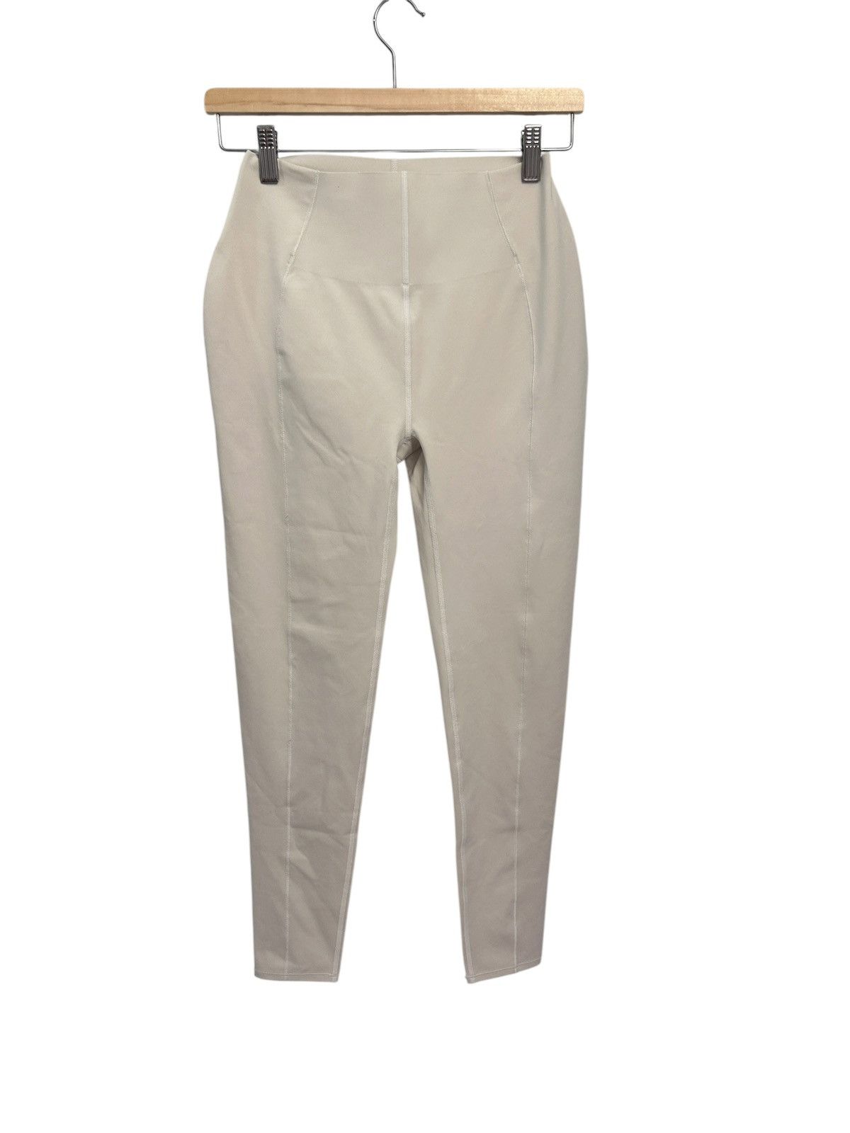 SKIMS SKIMS x The North Face Refina Legging Large Bone NWOT Size 32" / US 10 / IT 46 - 1 Thumbnail