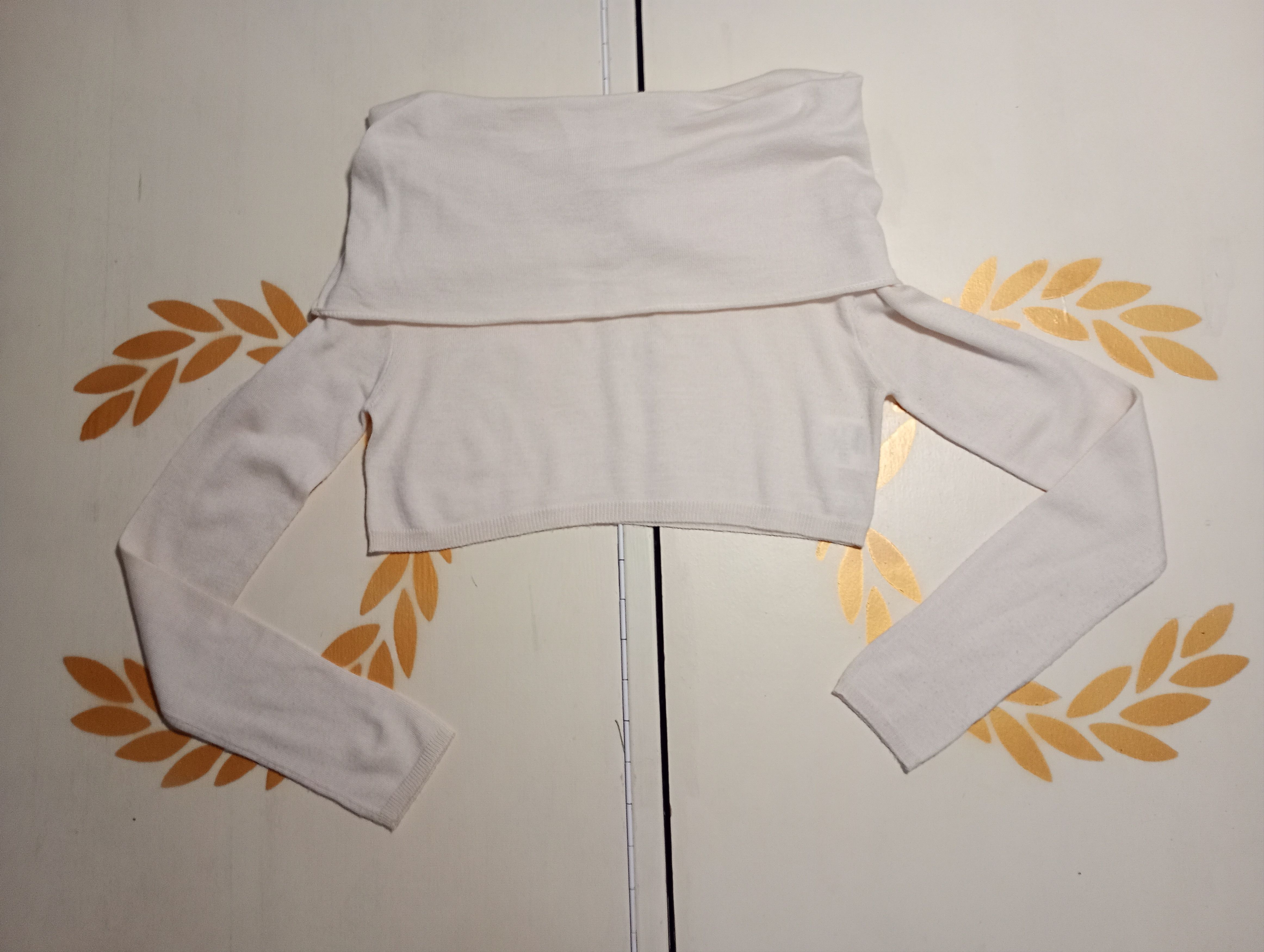 Designer × Dolce & Gabbana Dolce & Gabbana Crop Top White Size S / US 4 / IT 40 - 3 Thumbnail