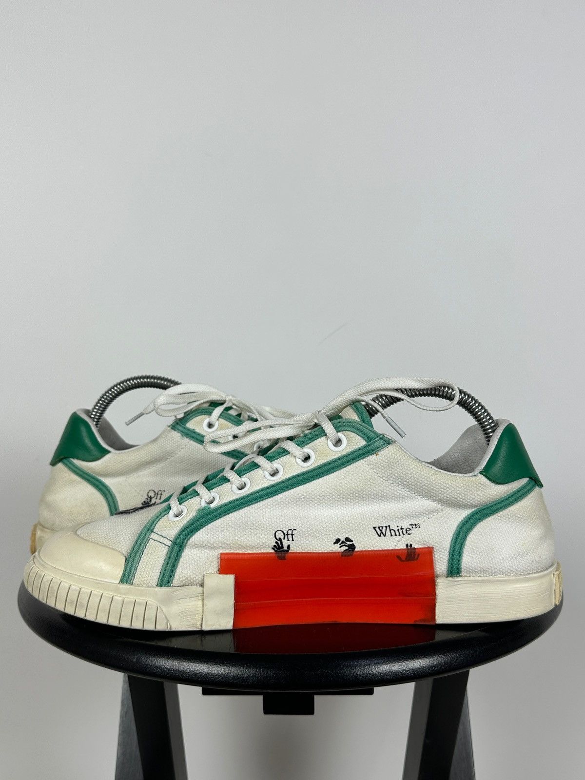 Off-White Off-White Vulcanized Virgil Abloh Low Top Sneakers Size US 9 / EU 42 - 4 Thumbnail