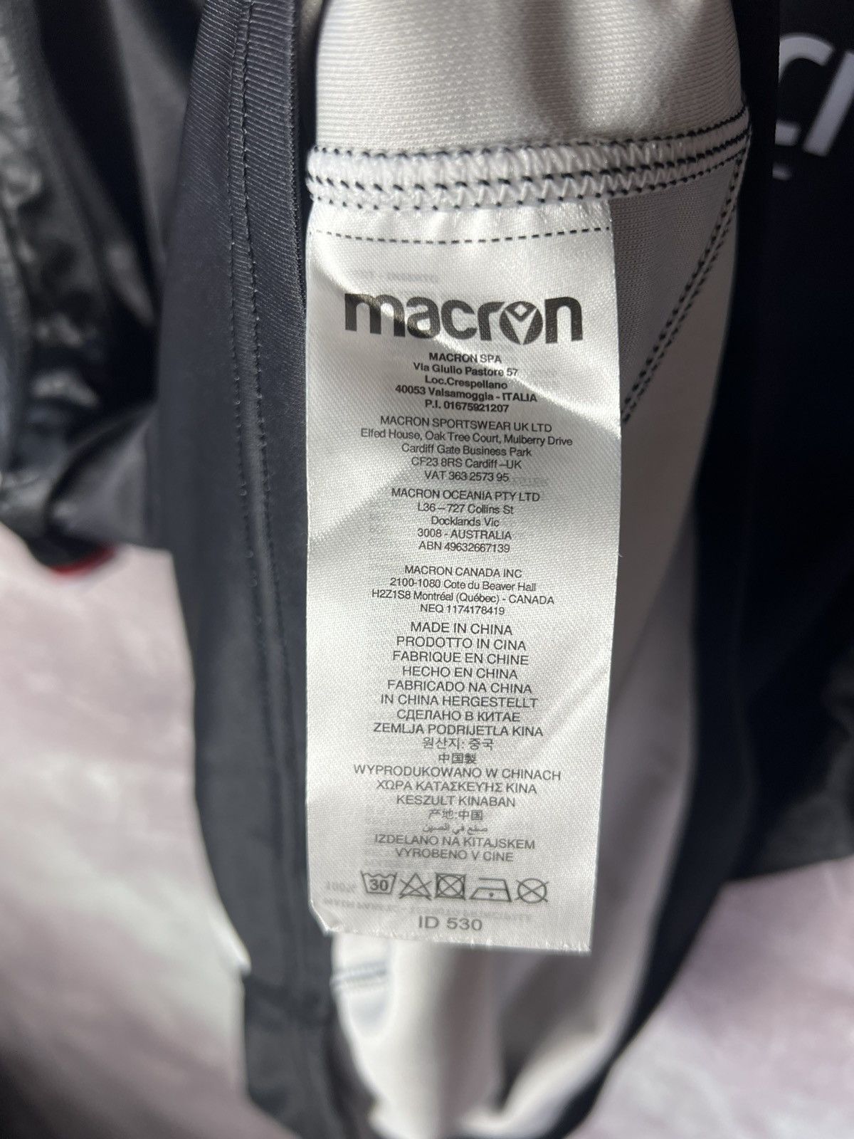 Macron Macron Canada Rugby National Team Away Jersey Shirt DHL Size US L / EU 52-54 / 3 - 9 Thumbnail