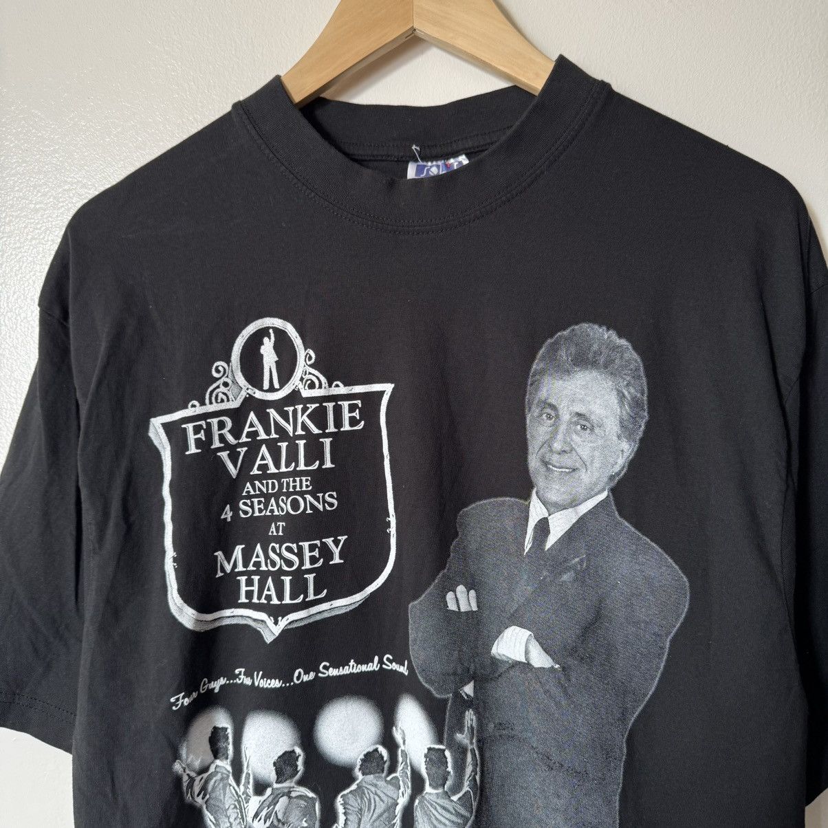 Band Tees × Vintage 2009 Frankie Valli and the Four Seasons Toronto black tee Size US XL / EU 56 / 4 - 2 Thumbnail
