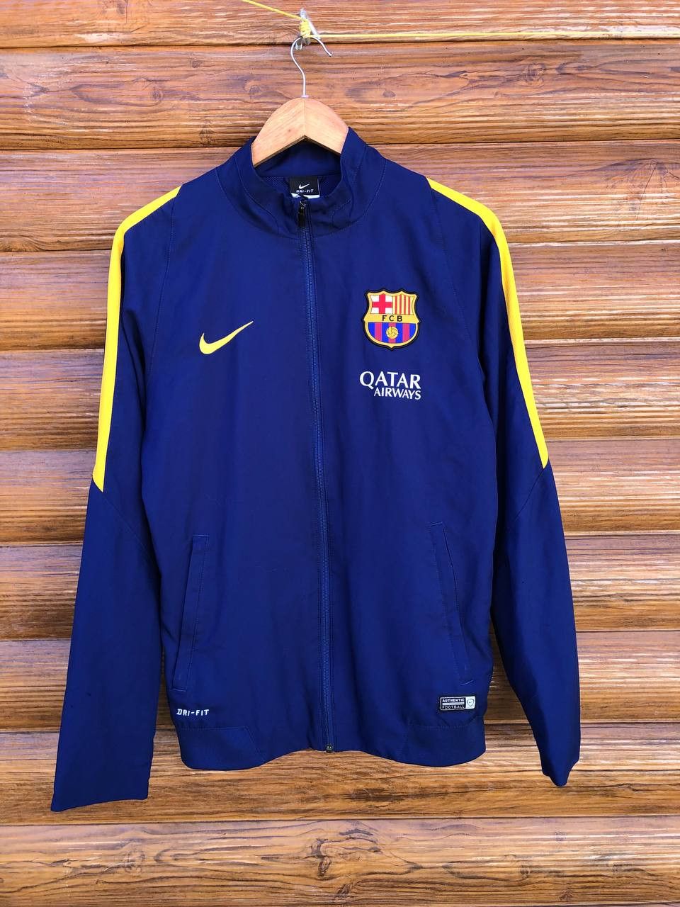Nike NIKE FC BARCELONA Full Zip Jacket Size US S / EU 44-46 / 1 - 1 Thumbnail