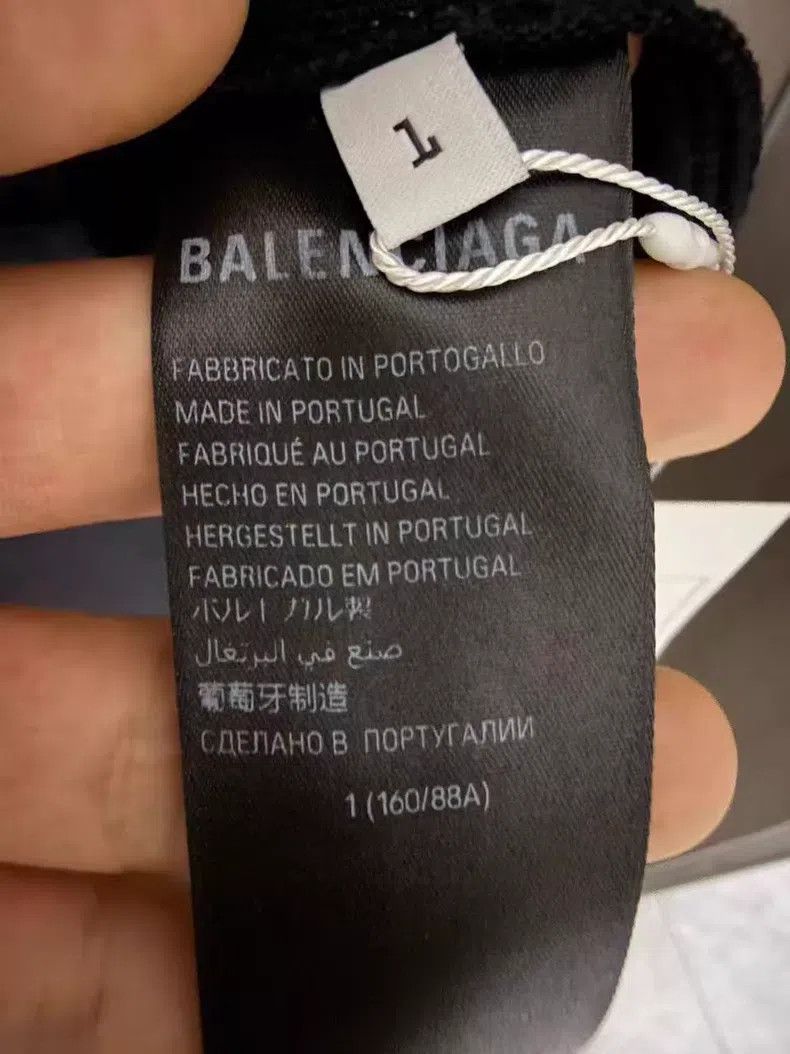 Balenciaga Balenciaga Tape Short Sleeve Size US S / EU 44-46 / 1 - 4 Thumbnail