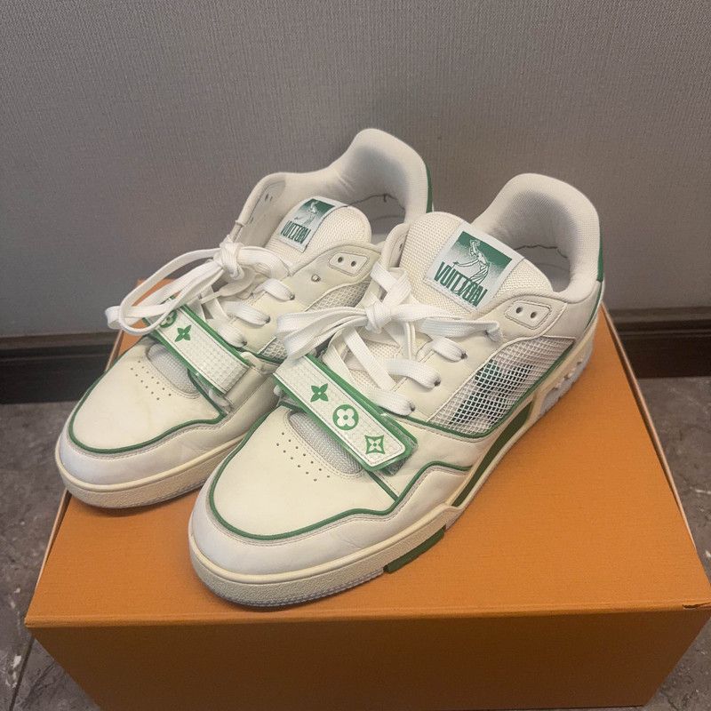 Louis Vuitton Louis Vuitton Vintage Trainer Sneakers in White Green 0089 Size US 10.5 / EU 43-44 - 1 Thumbnail