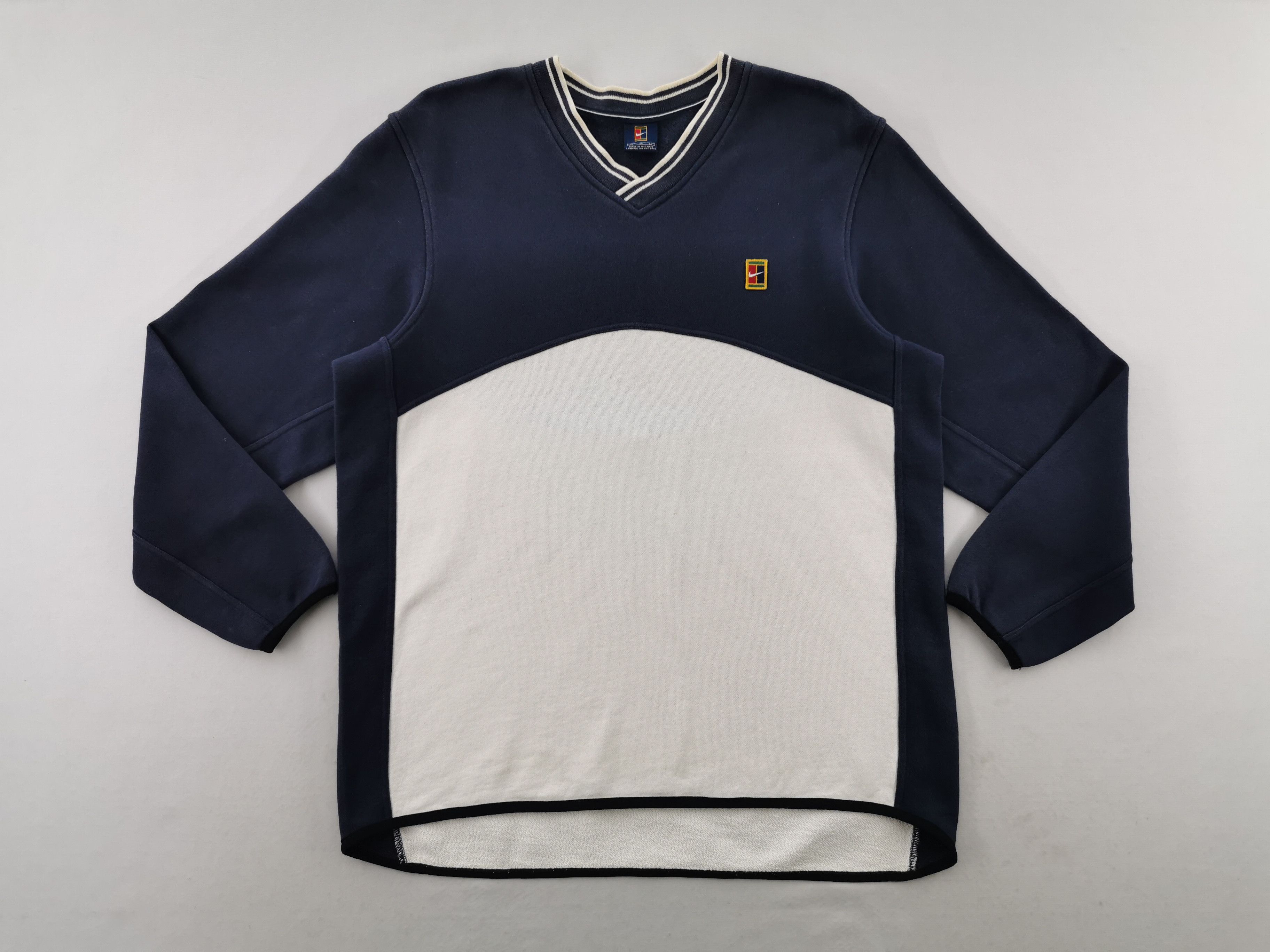 Nike Vintage 90's Nike Court Logo Pullover Sweatshirt Size XL Size US XL / EU 56 / 4 - 1 Thumbnail