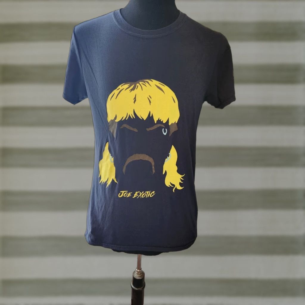 Vintage Tiger King Joe Exotic Navy Blue Graphic T Shirt Size Adult Small Size US S / EU 44-46 / 1 - 1 Thumbnail