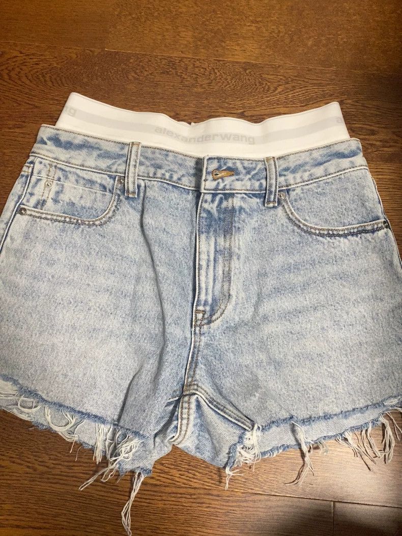 Alexander Wang Alexander Wang Denim Shorts Size 27" / US 4 / IT 40 - 1 Thumbnail