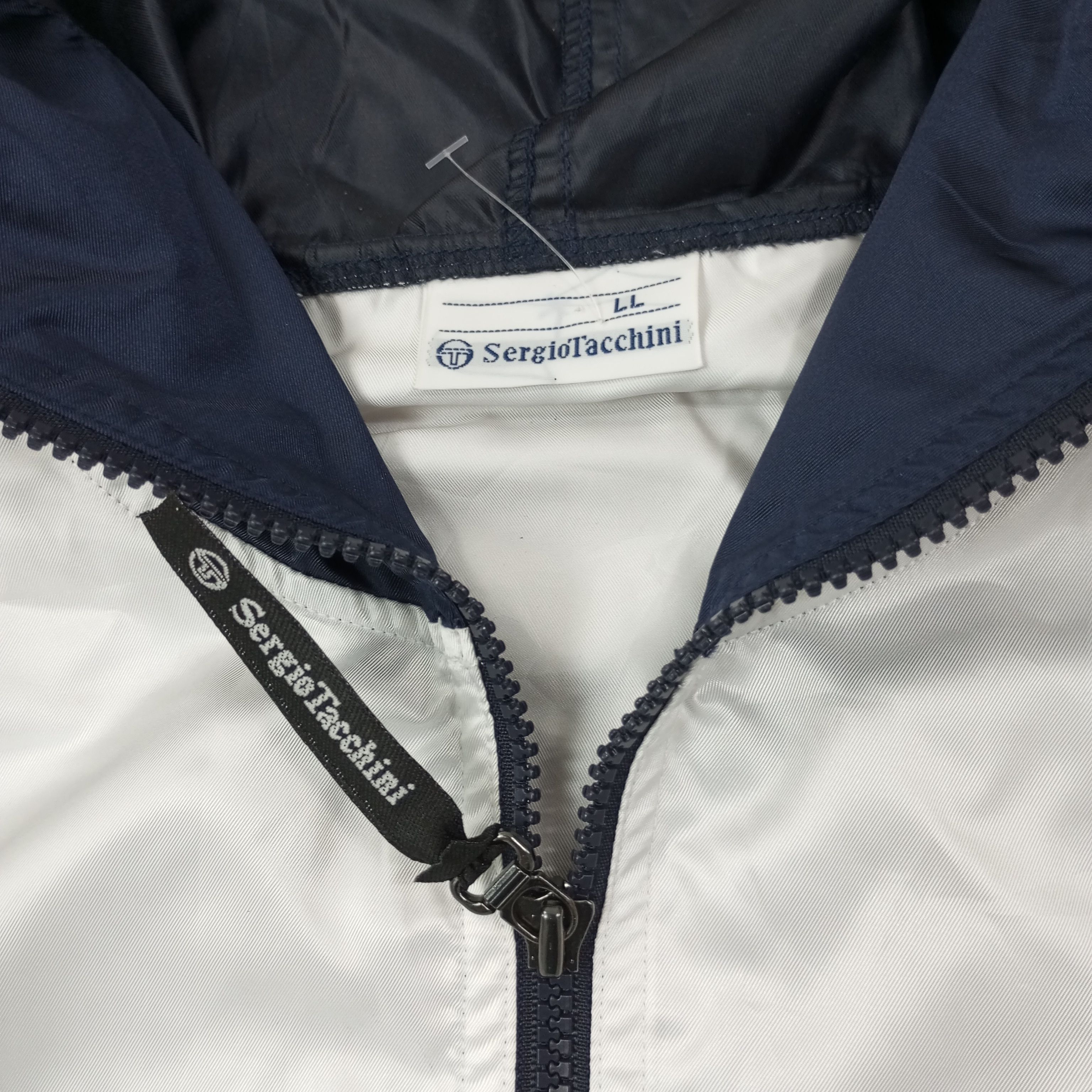 Sergio Tacchini Sergio Tacchini Logo Spellout Windbreaker Jacket c238n10 Size US XL / EU 56 / 4 - 7 Thumbnail