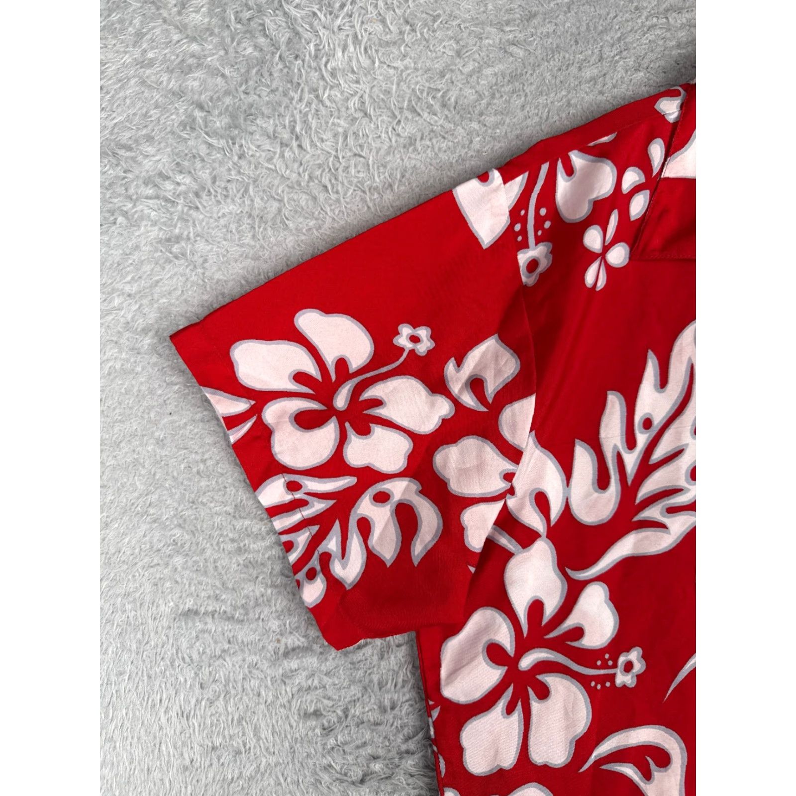 Vintage King Kameha Shirt Men Large Red Floral Palm Tree Hawaiian Button Up Polyester Shirt Size US L / EU 52-54 / 3 - 3 Thumbnail