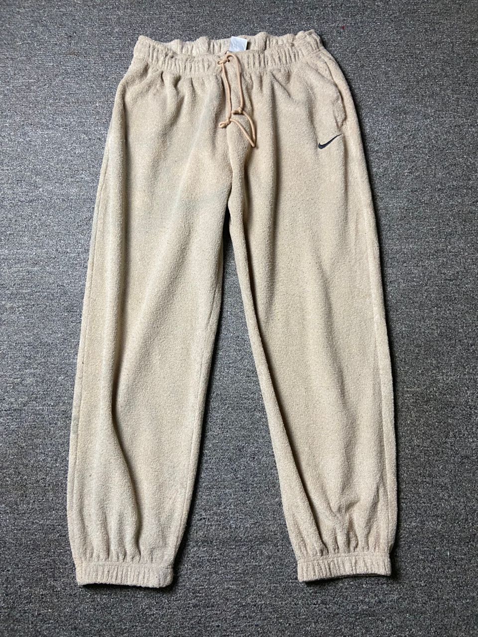 Nike Nike Sportswear Essentials Plush High Rise Joggers (174) Size 31" - 1 Thumbnail