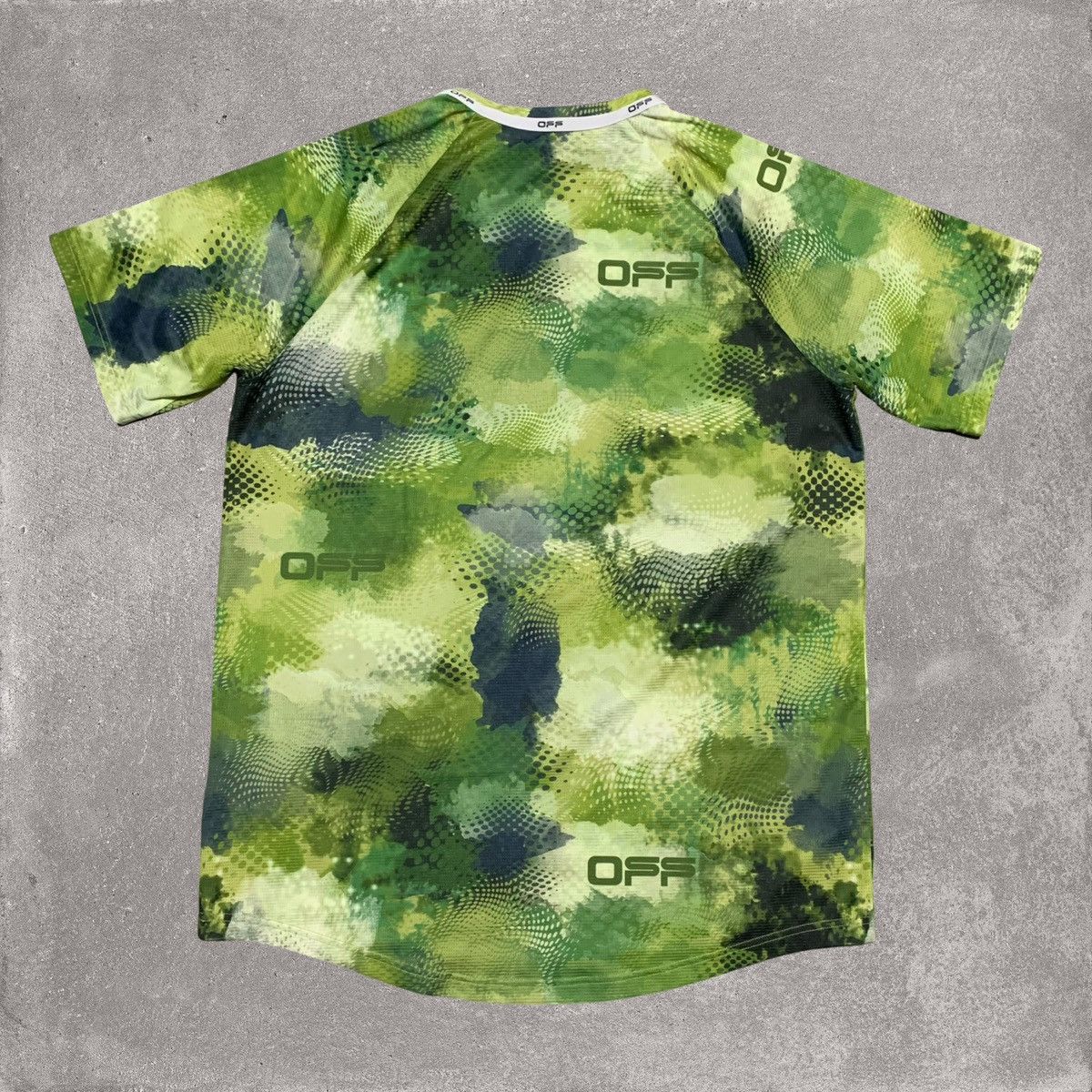 Off-White Off White Medium Active Camo Logo Green Tee Virgil Abloh Size US M / EU 48-50 / 2 - 2 Thumbnail