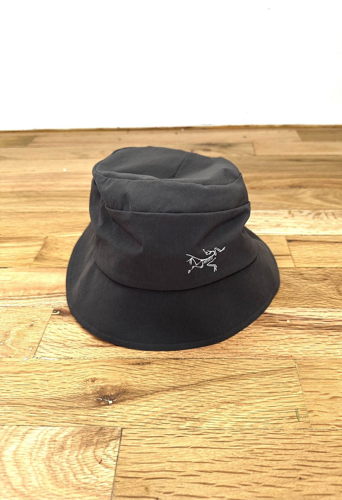 image of Arcteryx Arc’Teryx Sinsolo Bucket Hat 2015 - Iron Anvil - S/m in Grey, Men's