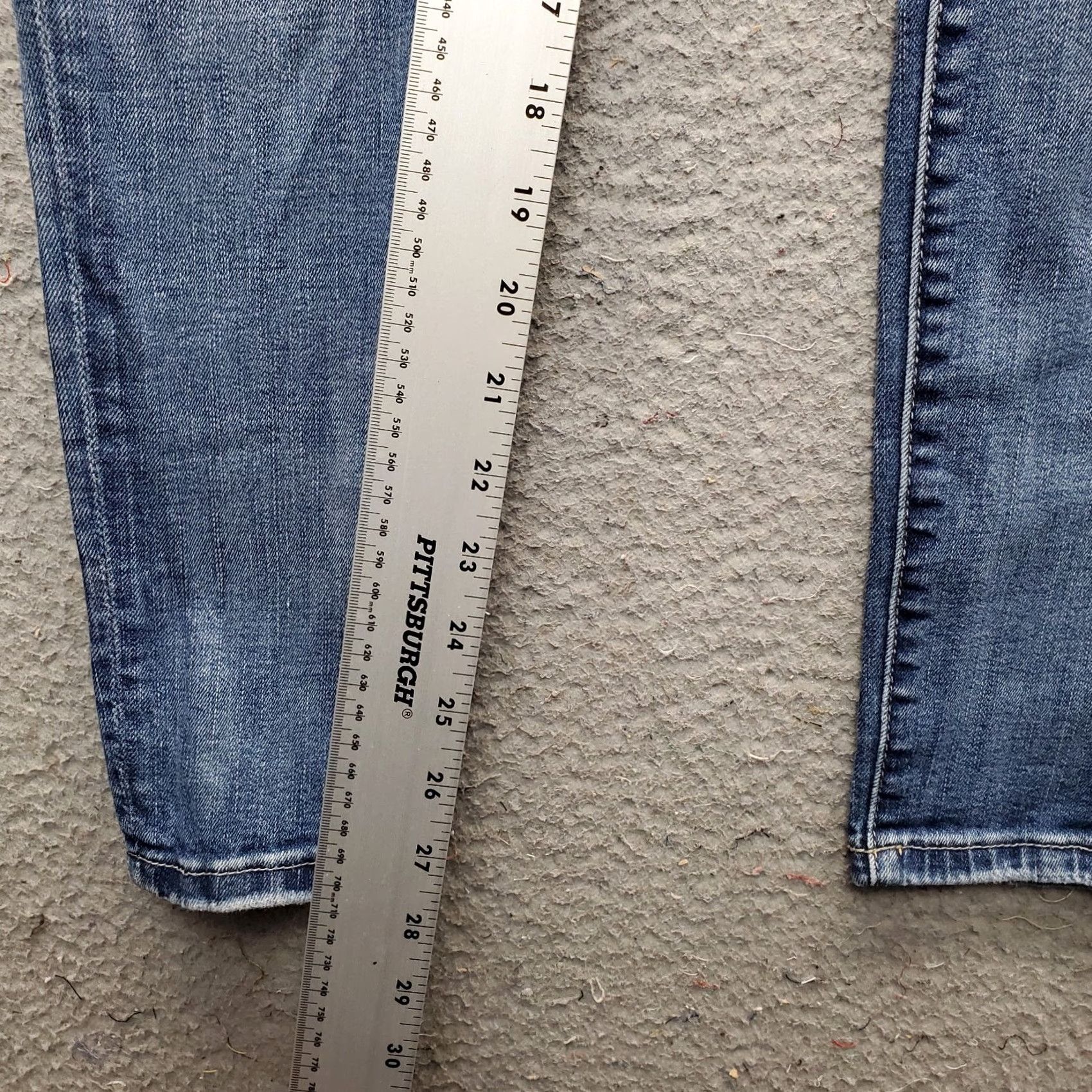 Vintage BLANKNYC Jeans Womens 26 Blue Denim Faded Stretch Streetwear Comfort Skinny Leg Womens Size 26 Blue Jeans Size 26" / US 2 / IT 38 - 4 Thumbnail