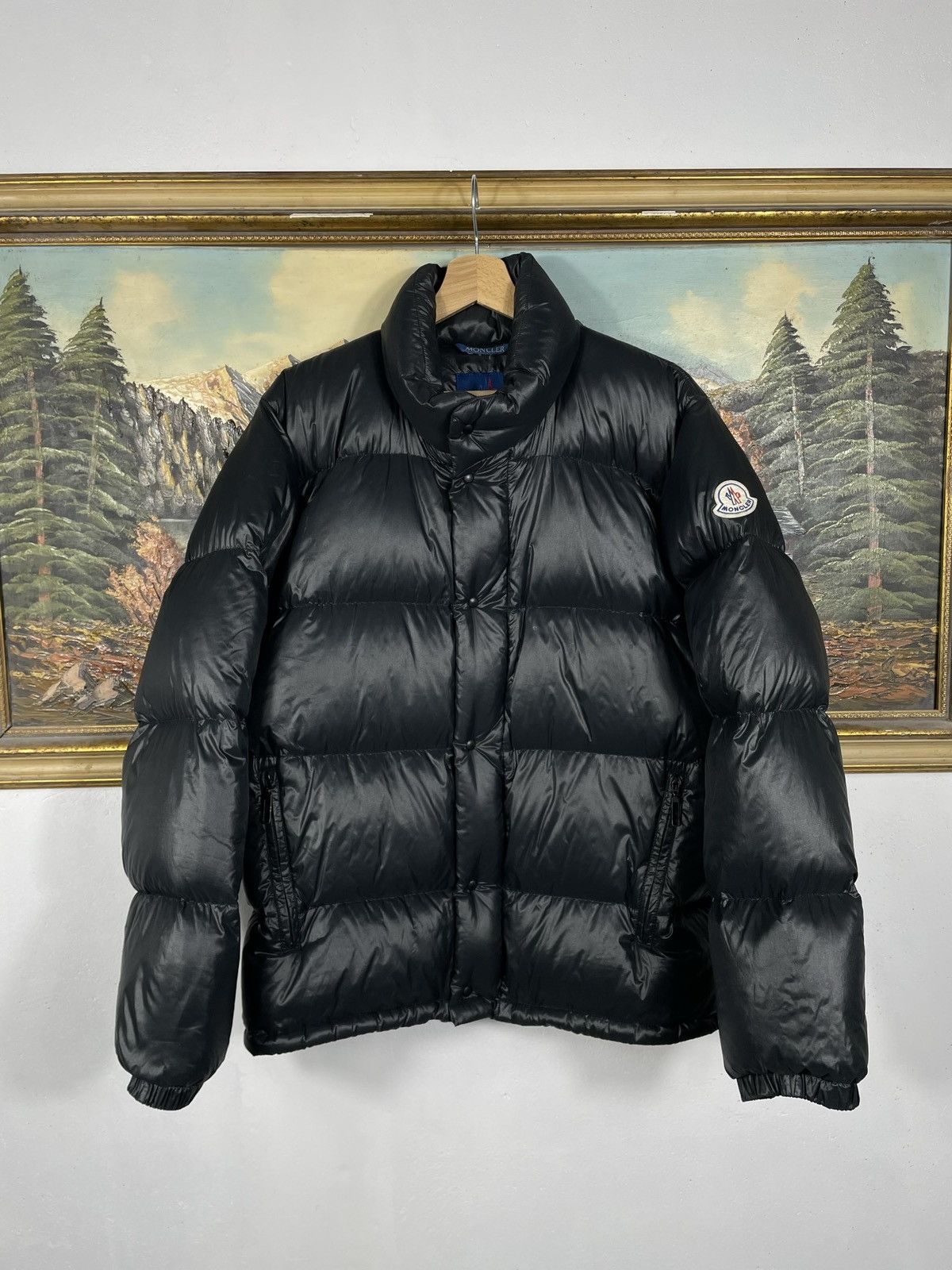 Designer × Moncler Moncler Grenoble Giubbotto Black Puffer Hoodie Shiny Drill Size US M / EU 48-50 / 2 - 1 Thumbnail
