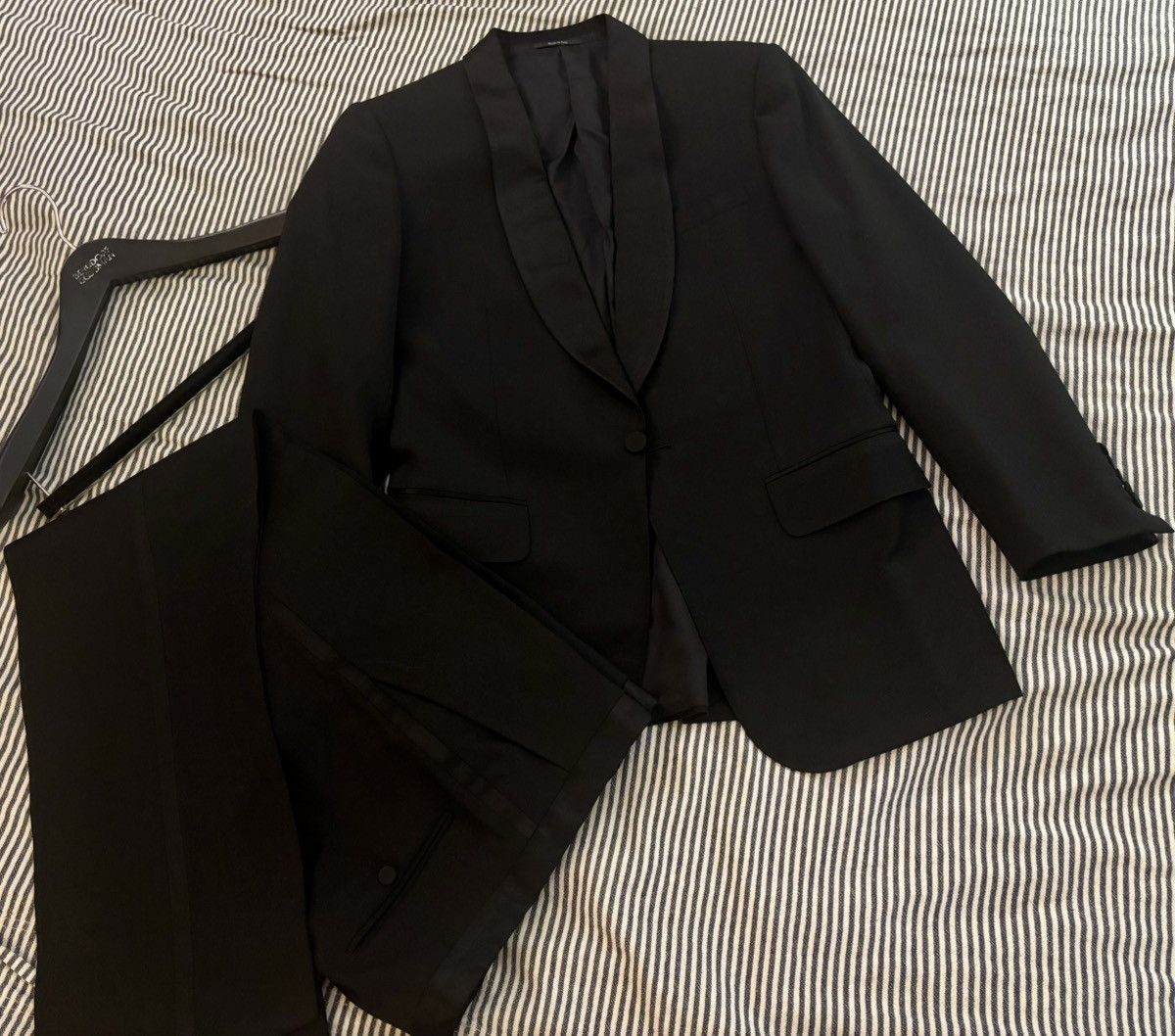 Gucci Gucci- wool shawl lapel tuxedo Size 48R - 6 Thumbnail