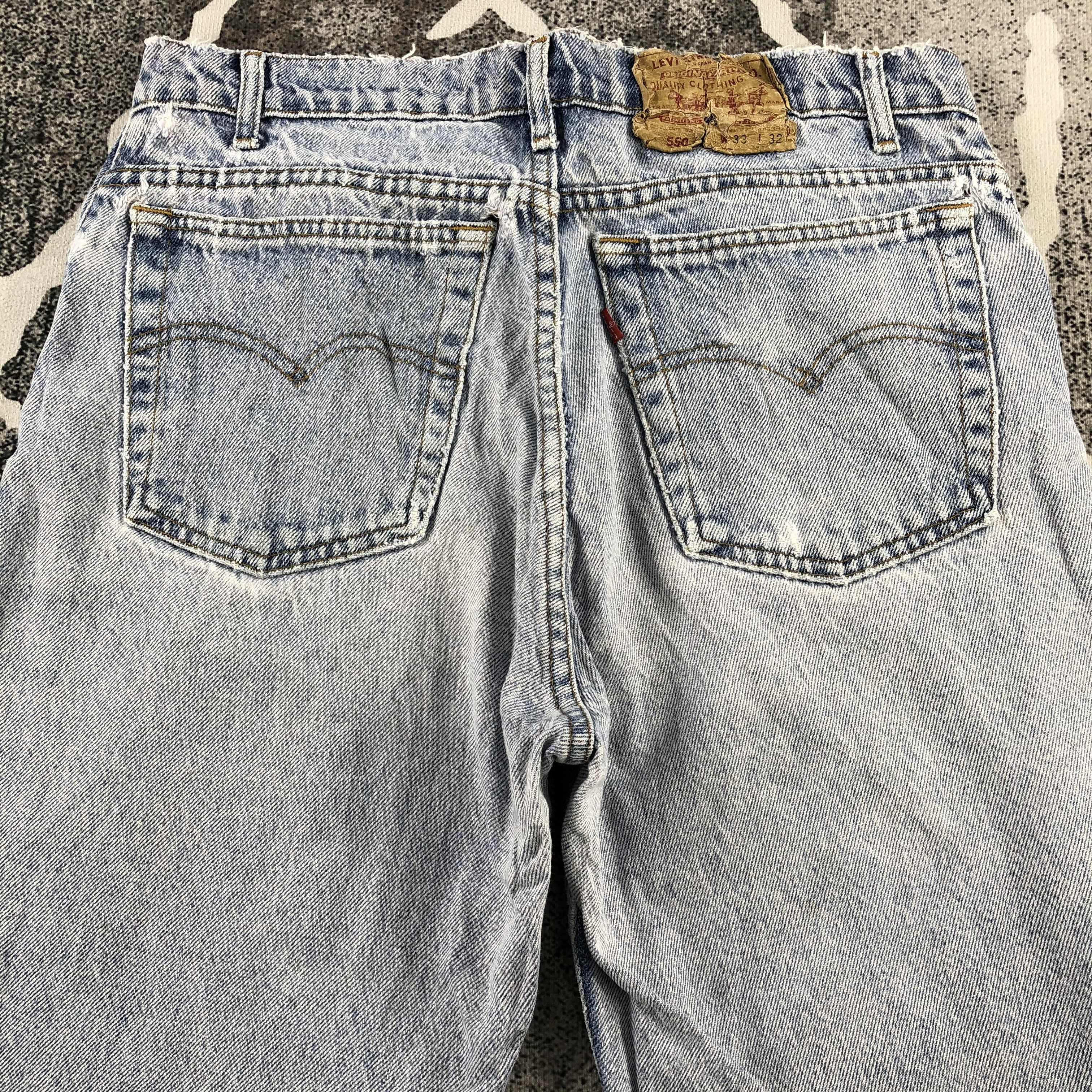 Levi's Vintage 90s Levis 550 Jeans Medium Wash Denim KJ928 Size US 33 - 4 Thumbnail