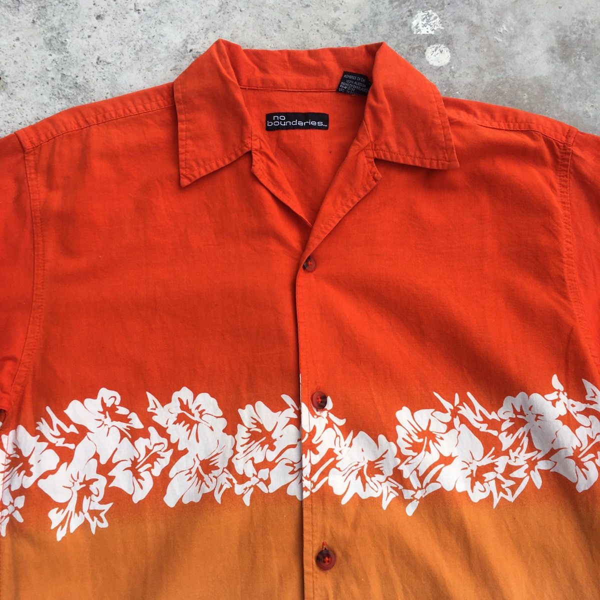 Vintage Vintage No Boundaries Hawaiian Shirt Size US M / EU 48-50 / 2 - 6 Thumbnail