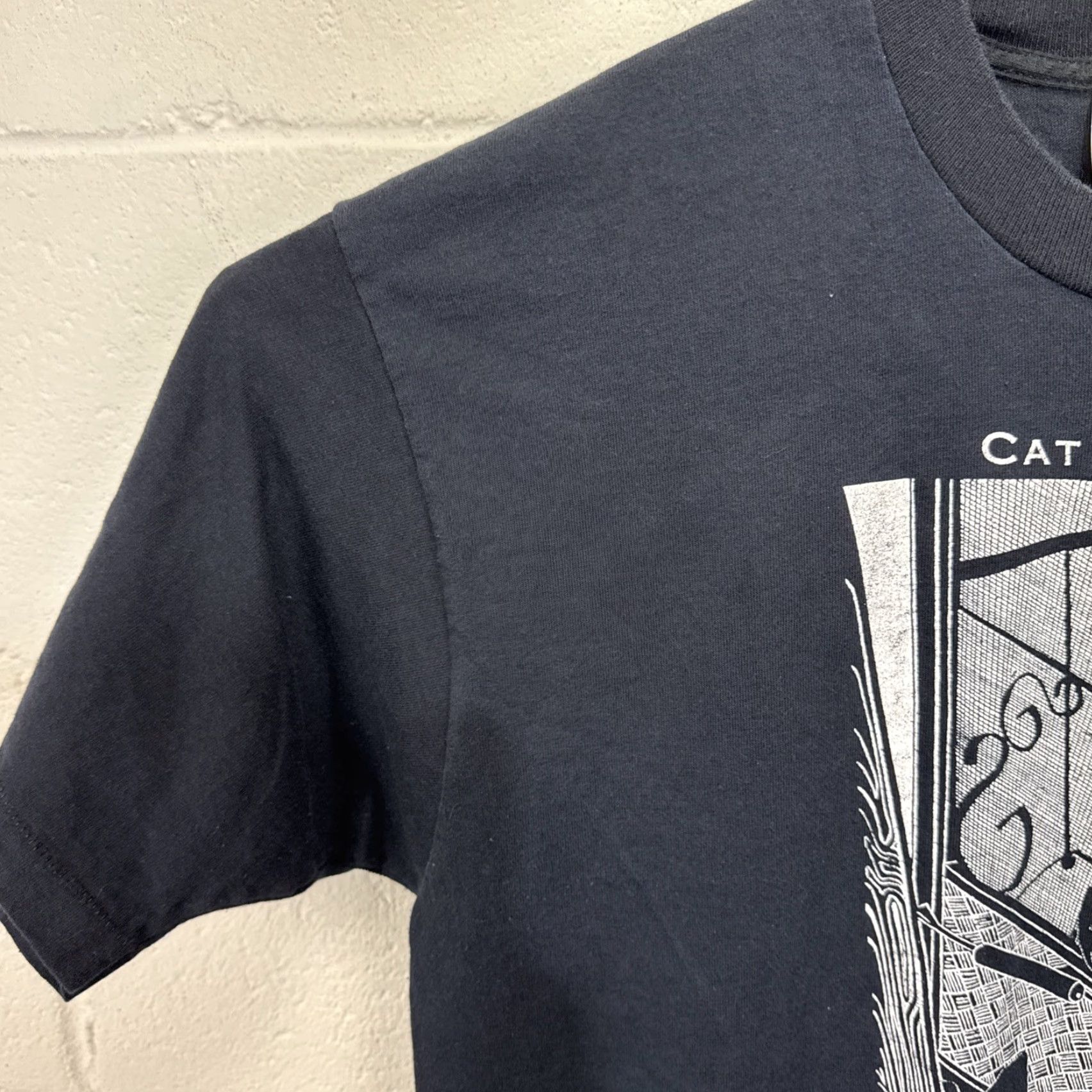 Fruit Of The Loom VINTAGE Fruit of the Loom 90s Stuart Katt Cat Wants Out Graphic Tee T-Shirt Black Adult Large Single Stitch Mens Size US L / EU 52-54 / 3 - 5 Thumbnail