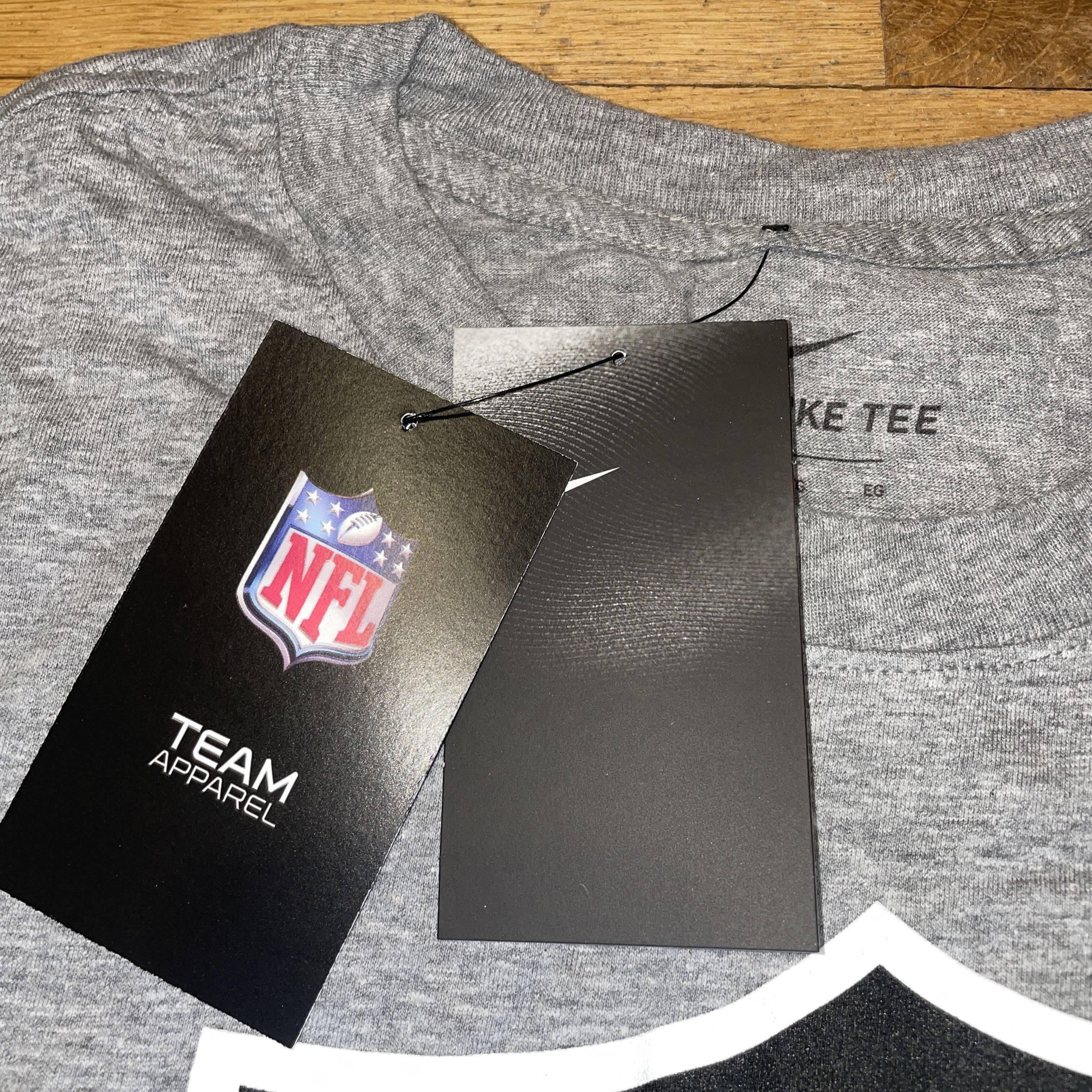 NFL × Nike NIKE NFL LAS VEGAS RAIDERS MEN'S T-SHIRT Size XL -NEW-STO Size US XL / EU 56 / 4 - 3 Thumbnail
