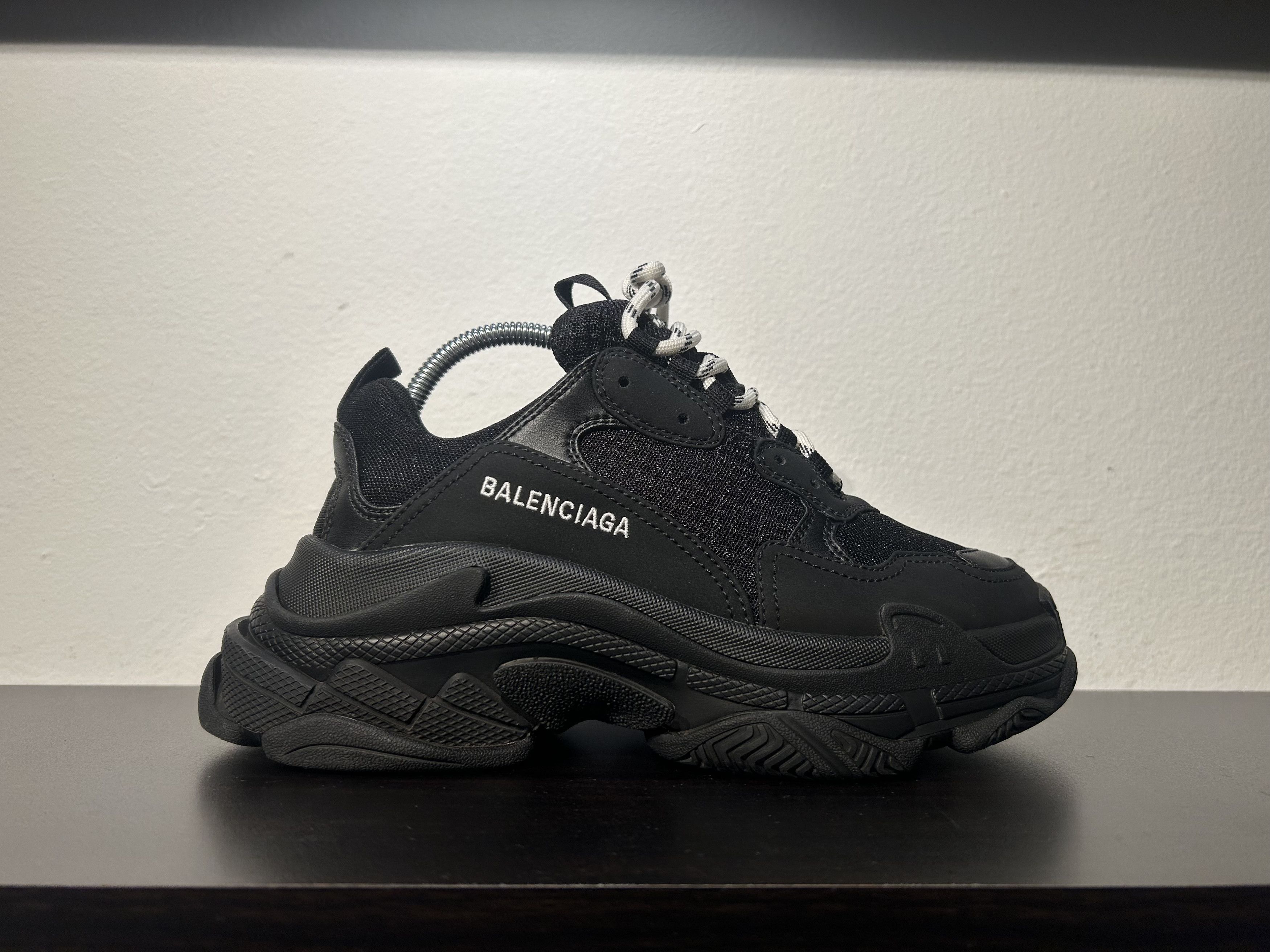 Balenciaga Balenciaga Triple S Size US 6 / EU 39 - 1 Thumbnail