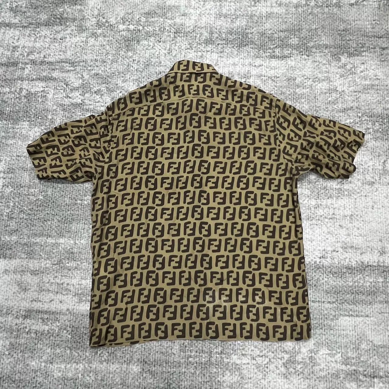Fendi Fendi All Over Print Short Sleeve Shirt Size 39 LN Size US M / EU 48-50 / 2 - 2 Thumbnail