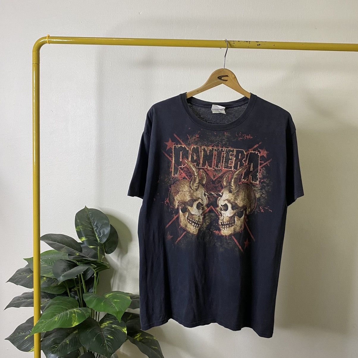 Band Tees Vintage Y2K Pantera Heavy Metal Band T Shirt Size US M / EU 48-50 / 2 - 1 Thumbnail