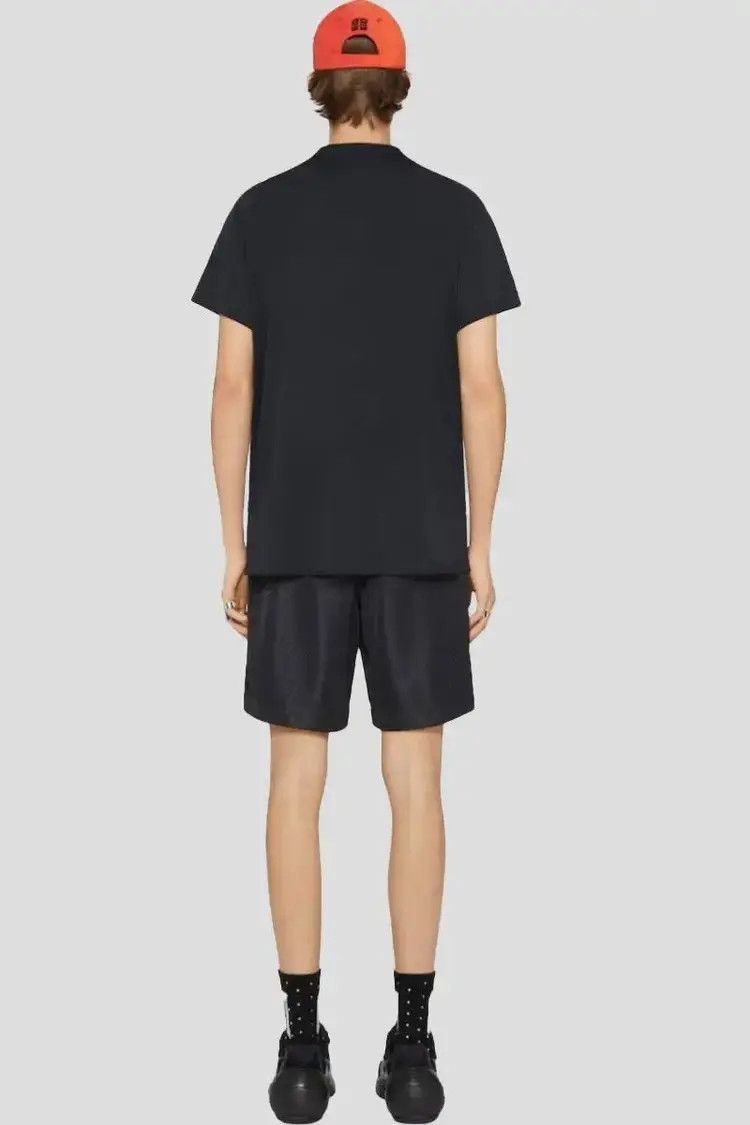 Givenchy o1w1db10325 Board Short in Black Size US 42 / EU 58 - 4 Thumbnail