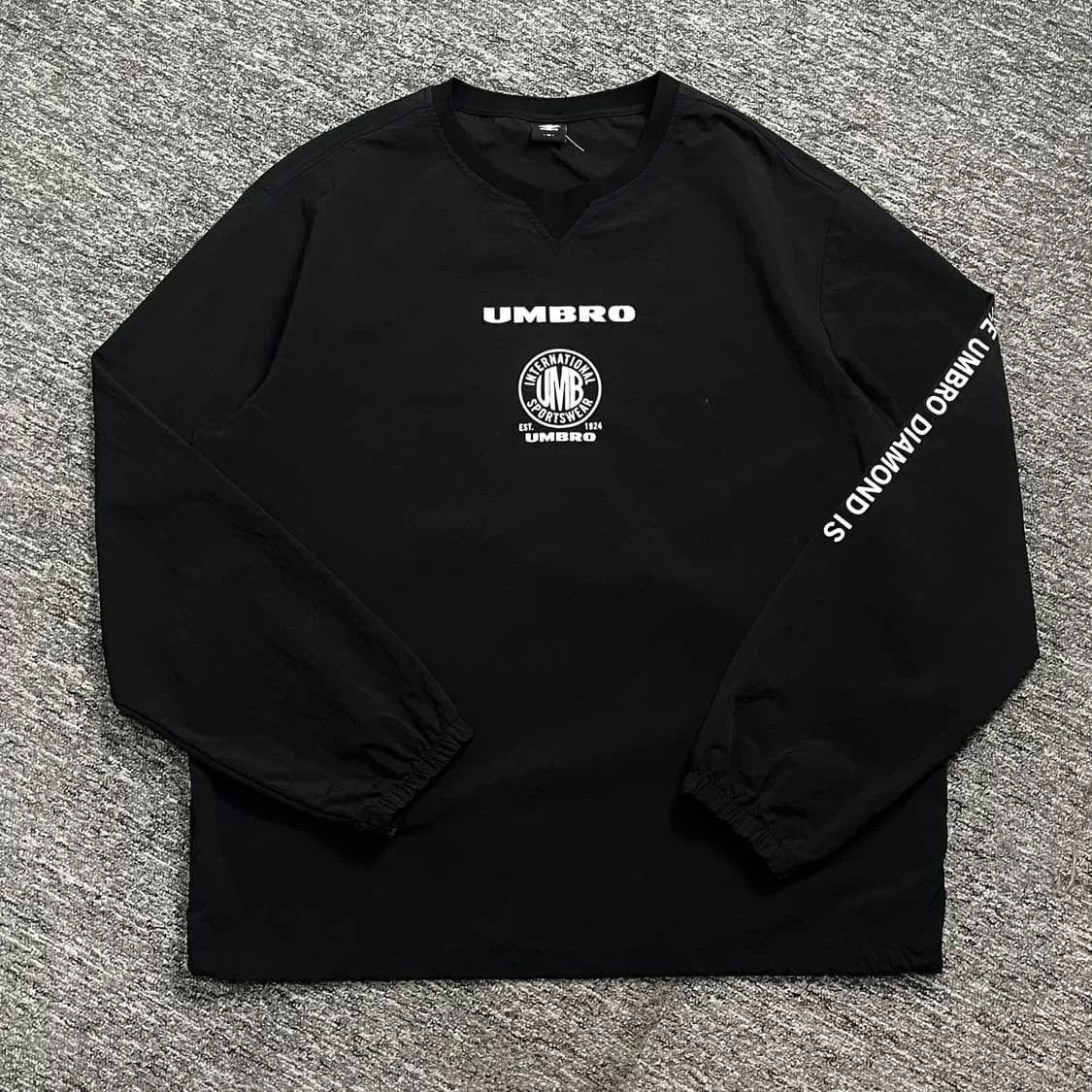 Umbro Umbro Vintage Dark Tech Sweatshirt Size US M / EU 48-50 / 2 - 1 Thumbnail