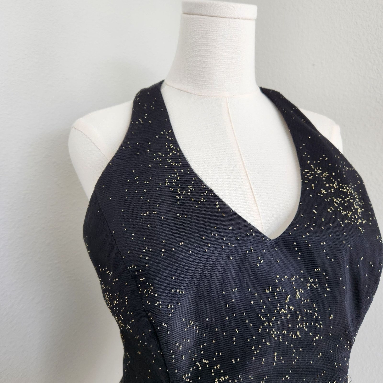 Vintage Vintage Black Tulle Halter Top Metal Beaded V-Neck L Size L / US 10 / IT 46 - 3 Thumbnail